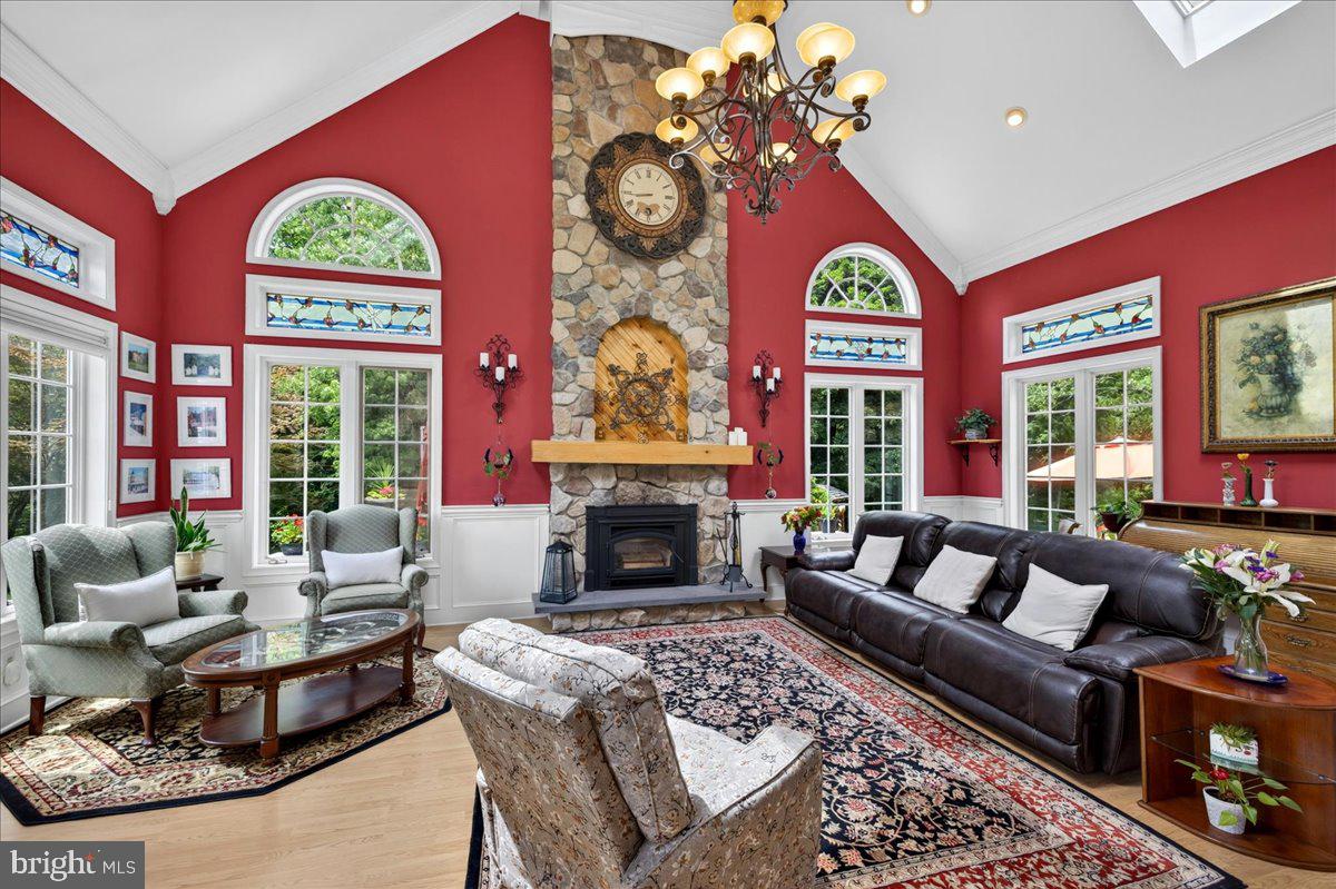 DOYLESTOWN HUNT - Residential