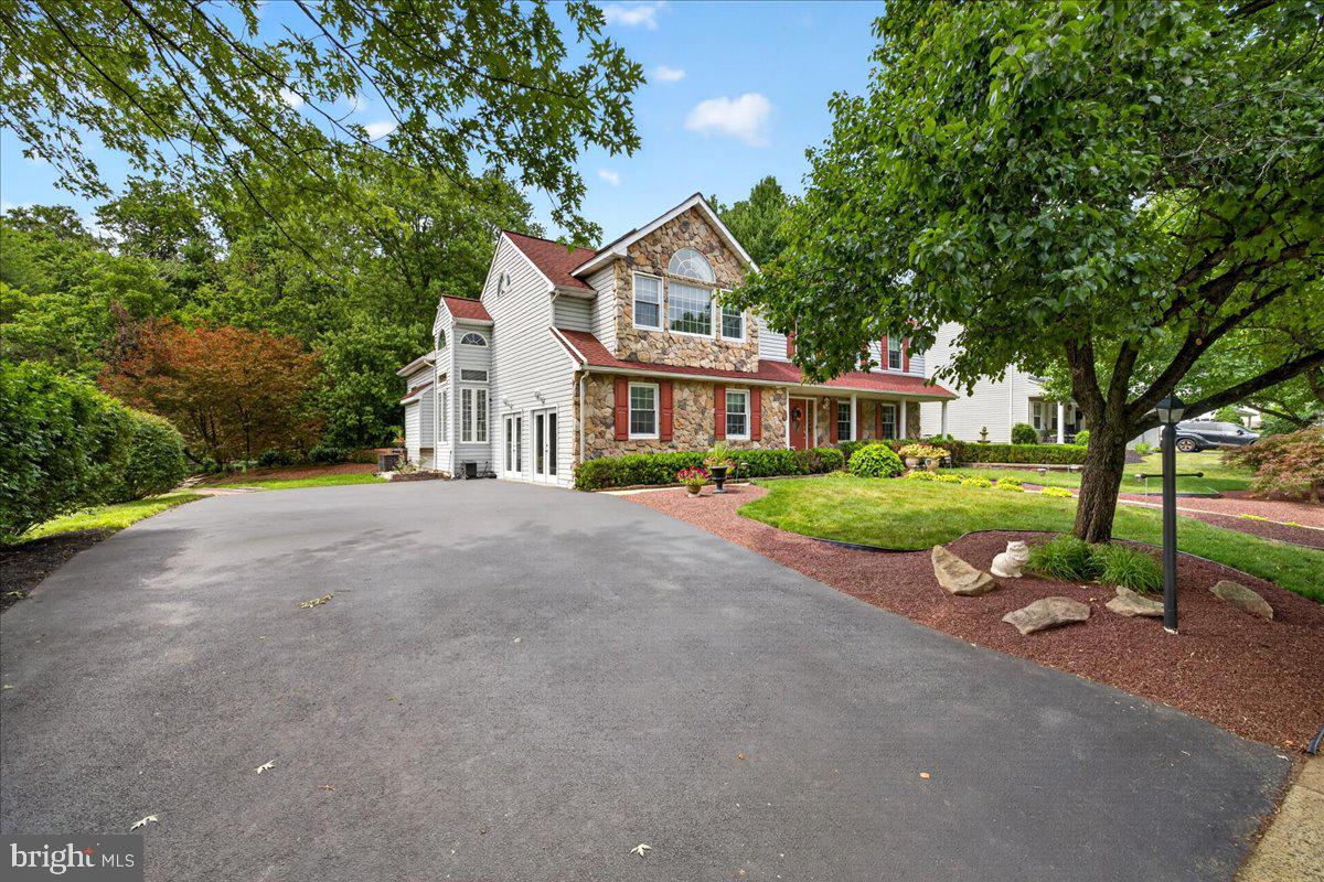 DOYLESTOWN HUNT - Residential