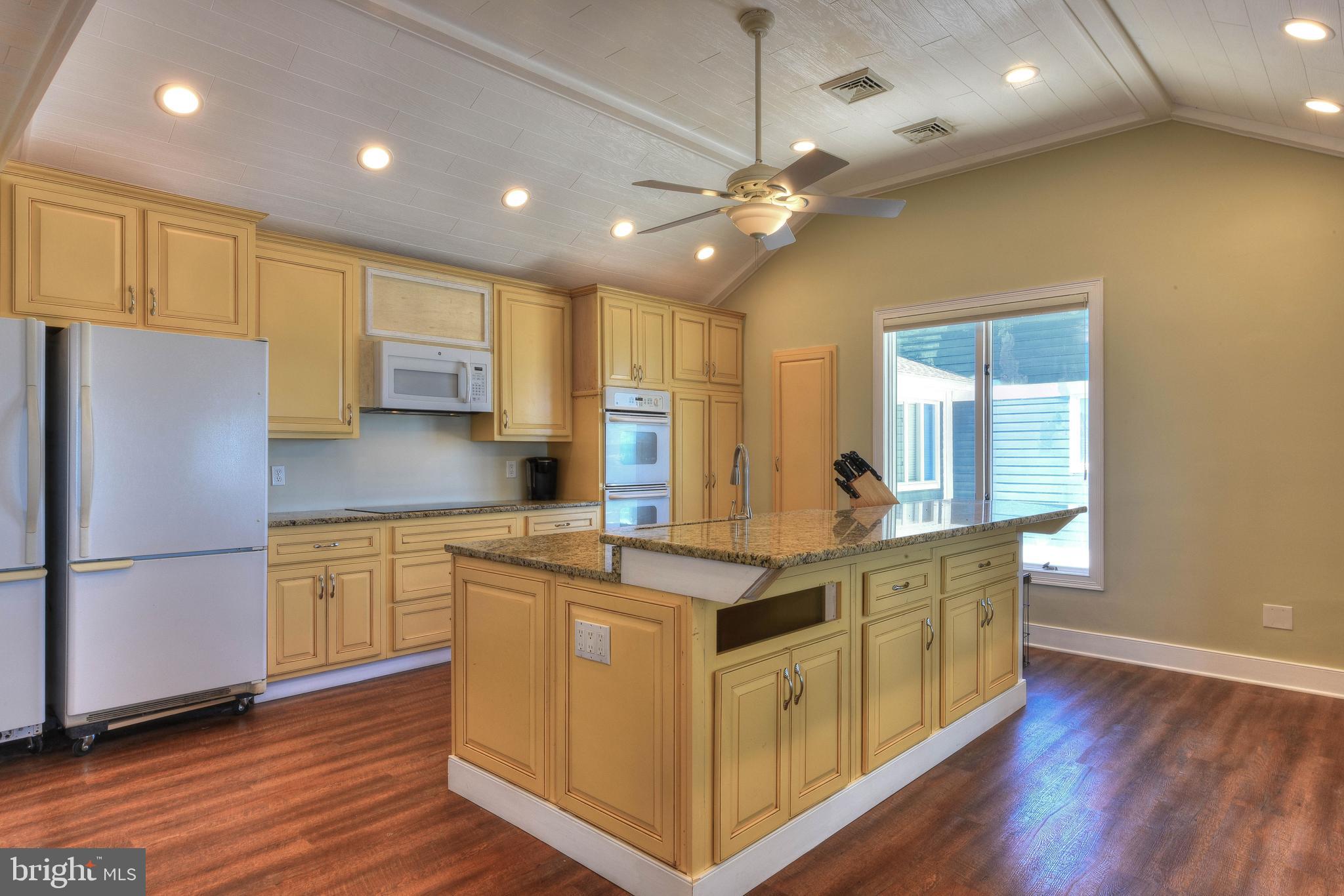 INDIAN BEACH - Residential