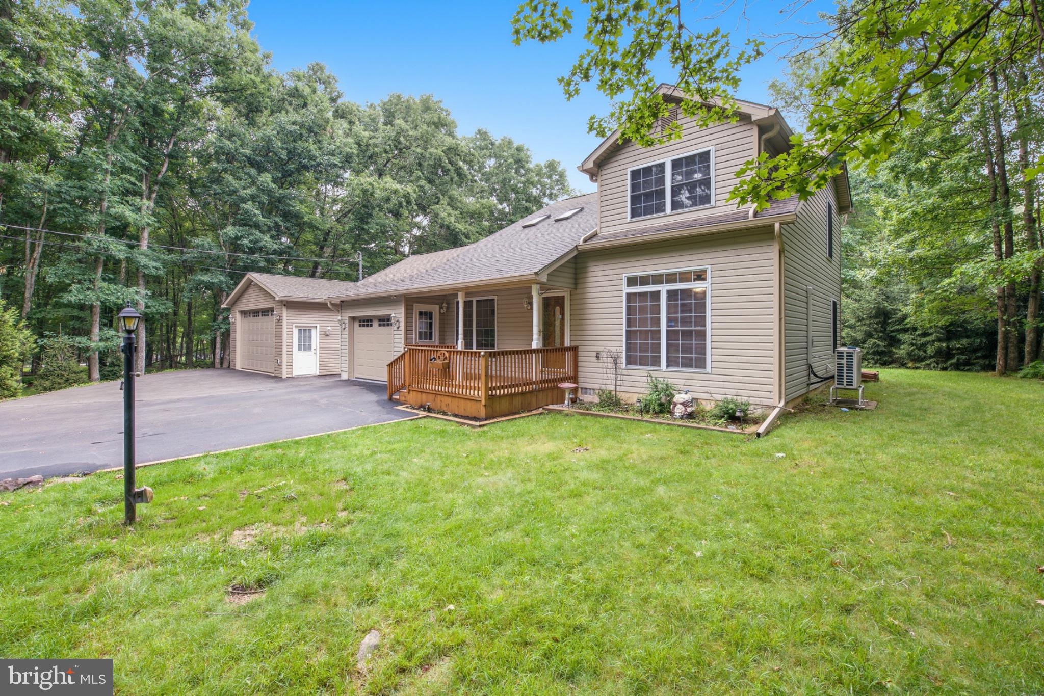 TOWAMENSING TRAILS - Residential