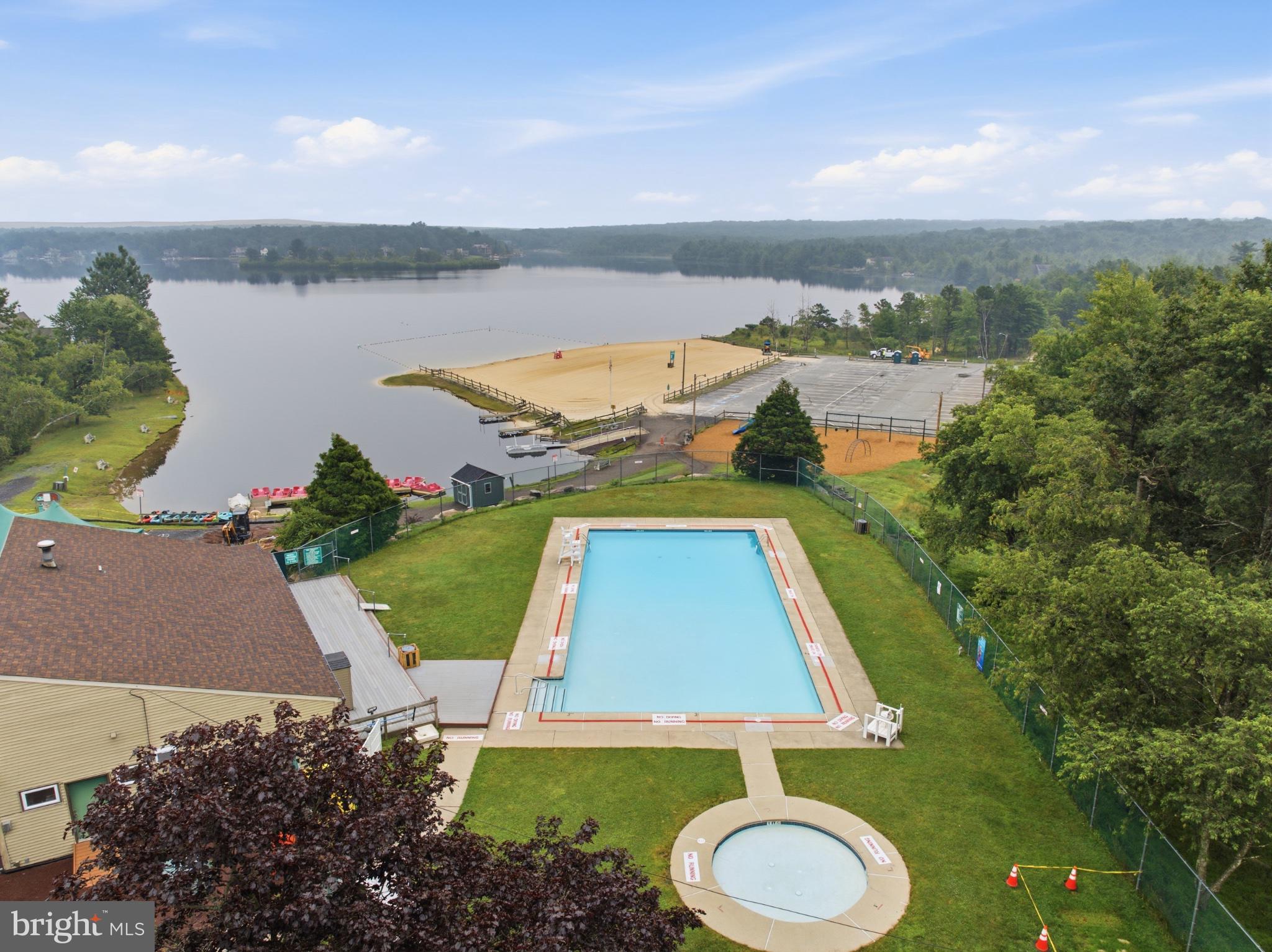 TOWAMENSING TRAILS - Residential
