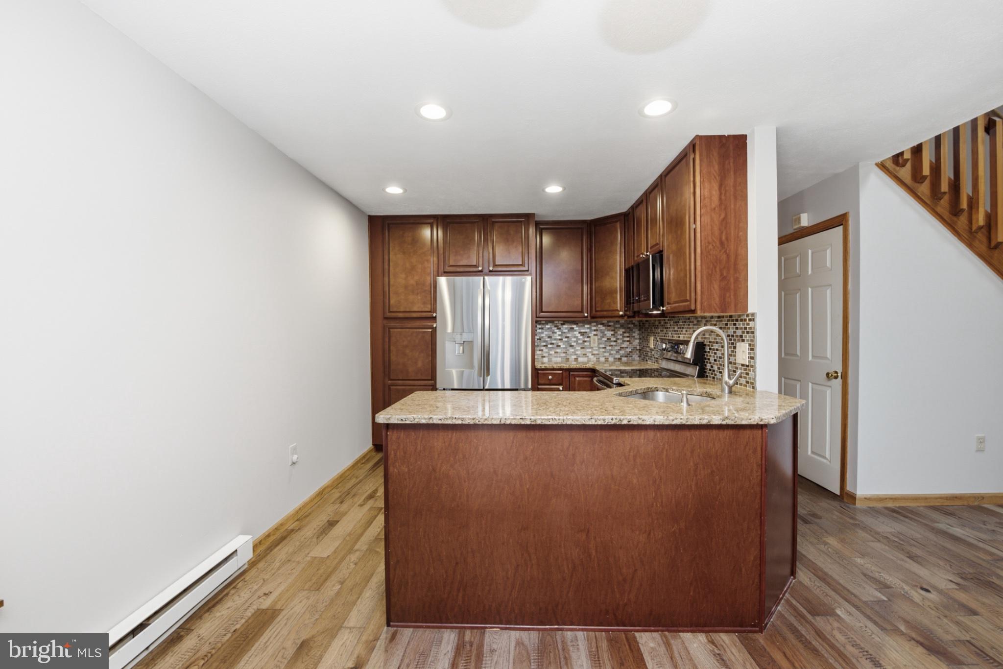 TOWAMENSING TRAILS - Residential