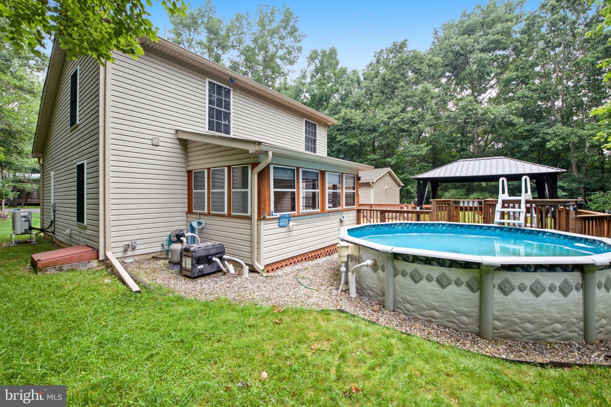 TOWAMENSING TRAILS - Residential