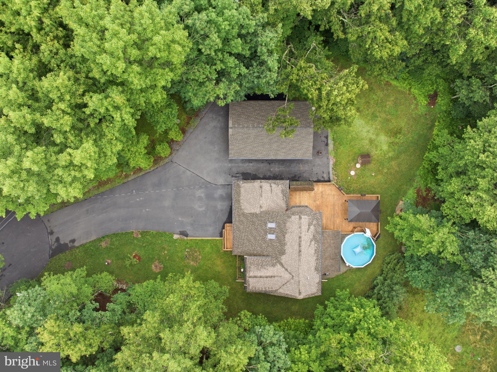 TOWAMENSING TRAILS - Residential
