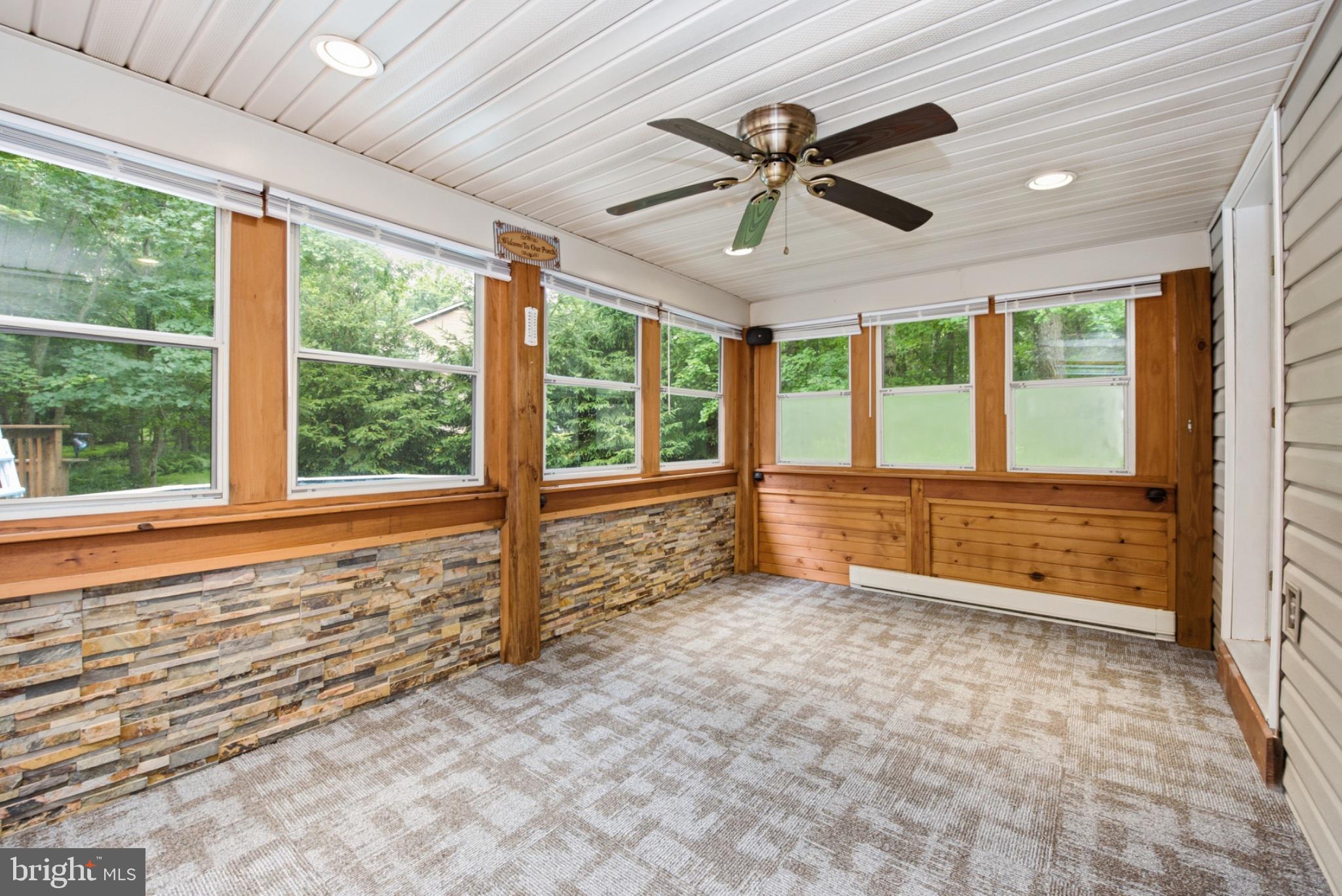 TOWAMENSING TRAILS - Residential