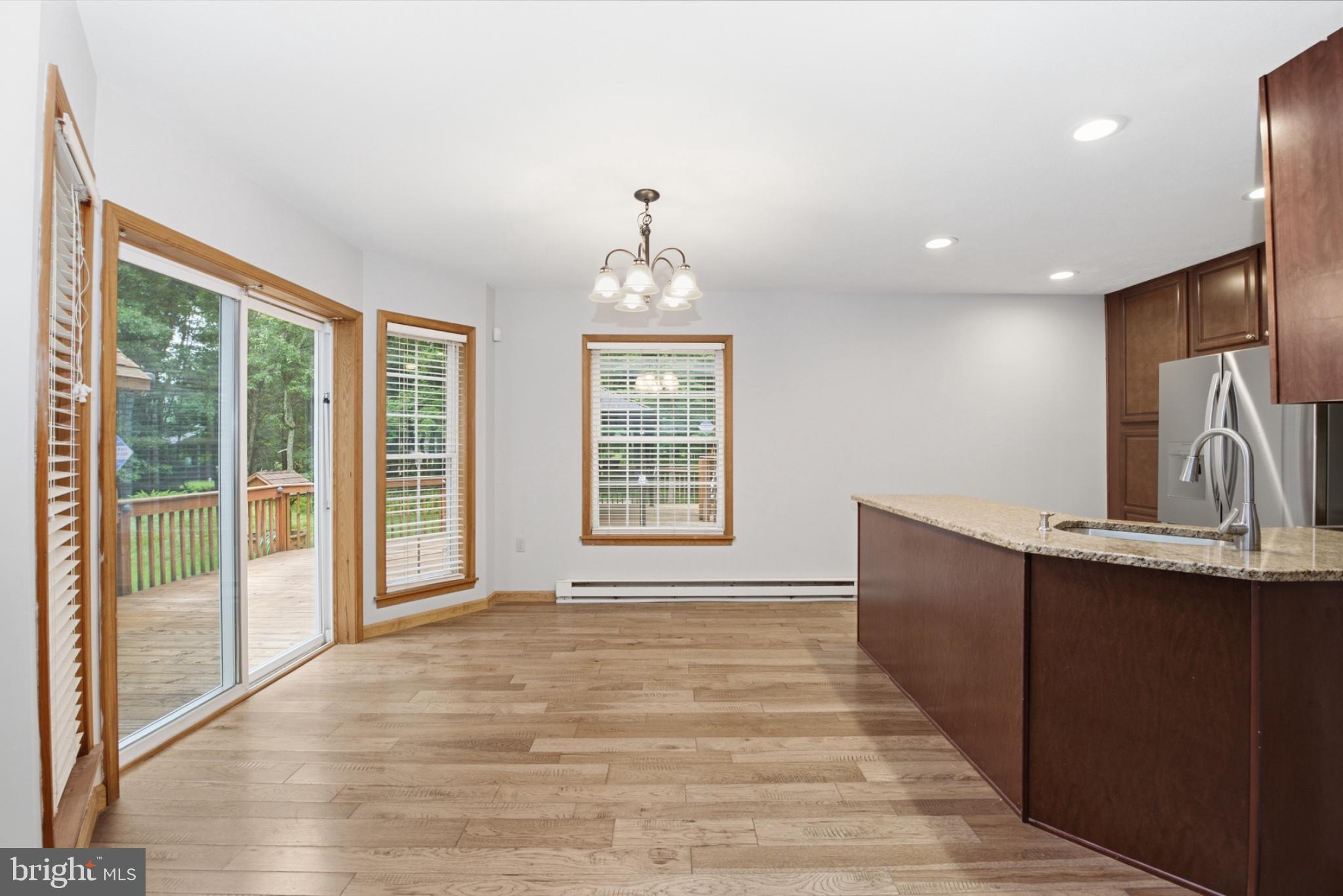 TOWAMENSING TRAILS - Residential