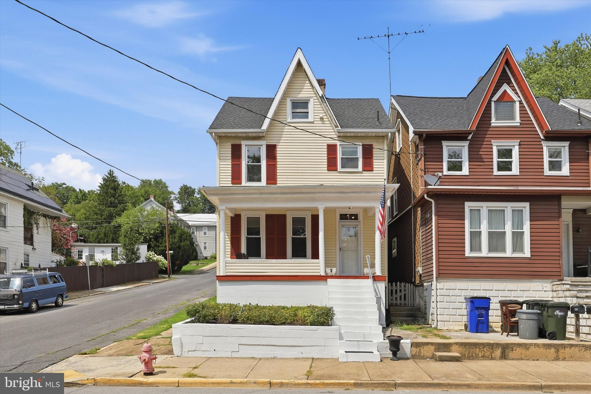 BRUNSWICK - Residential
