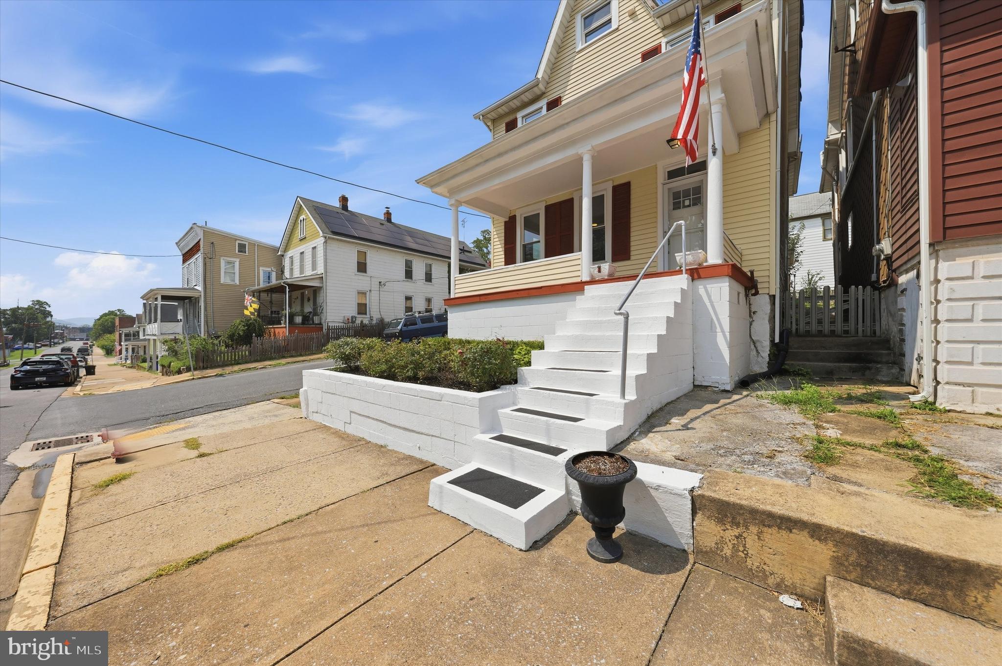 BRUNSWICK - Residential