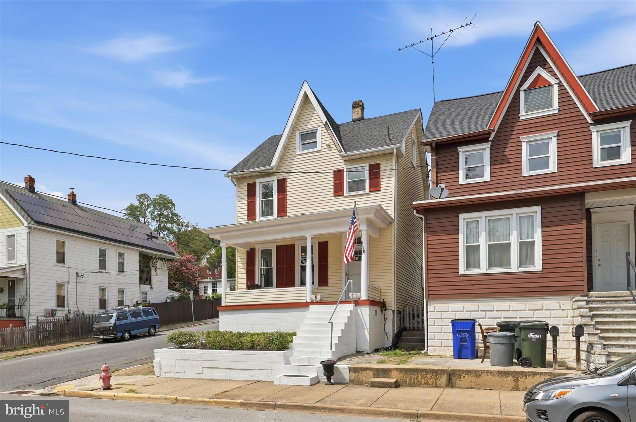 BRUNSWICK - Residential