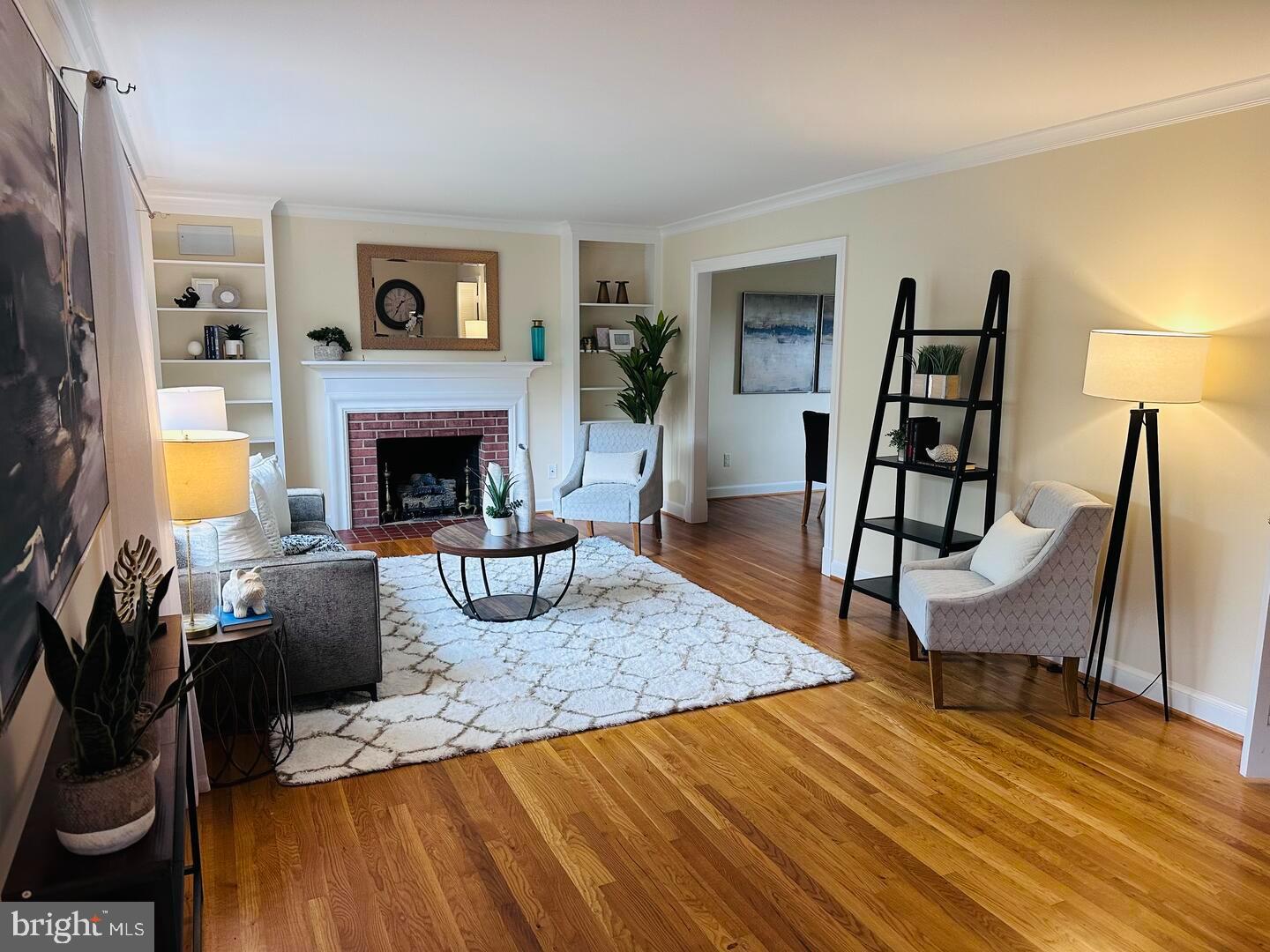 RIVERSIDE ESTATES - Residential