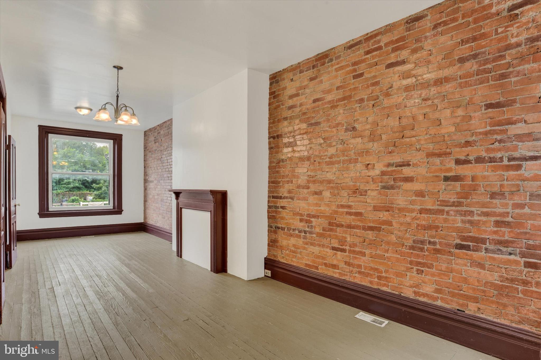 HARRISBURG CITY - Residential