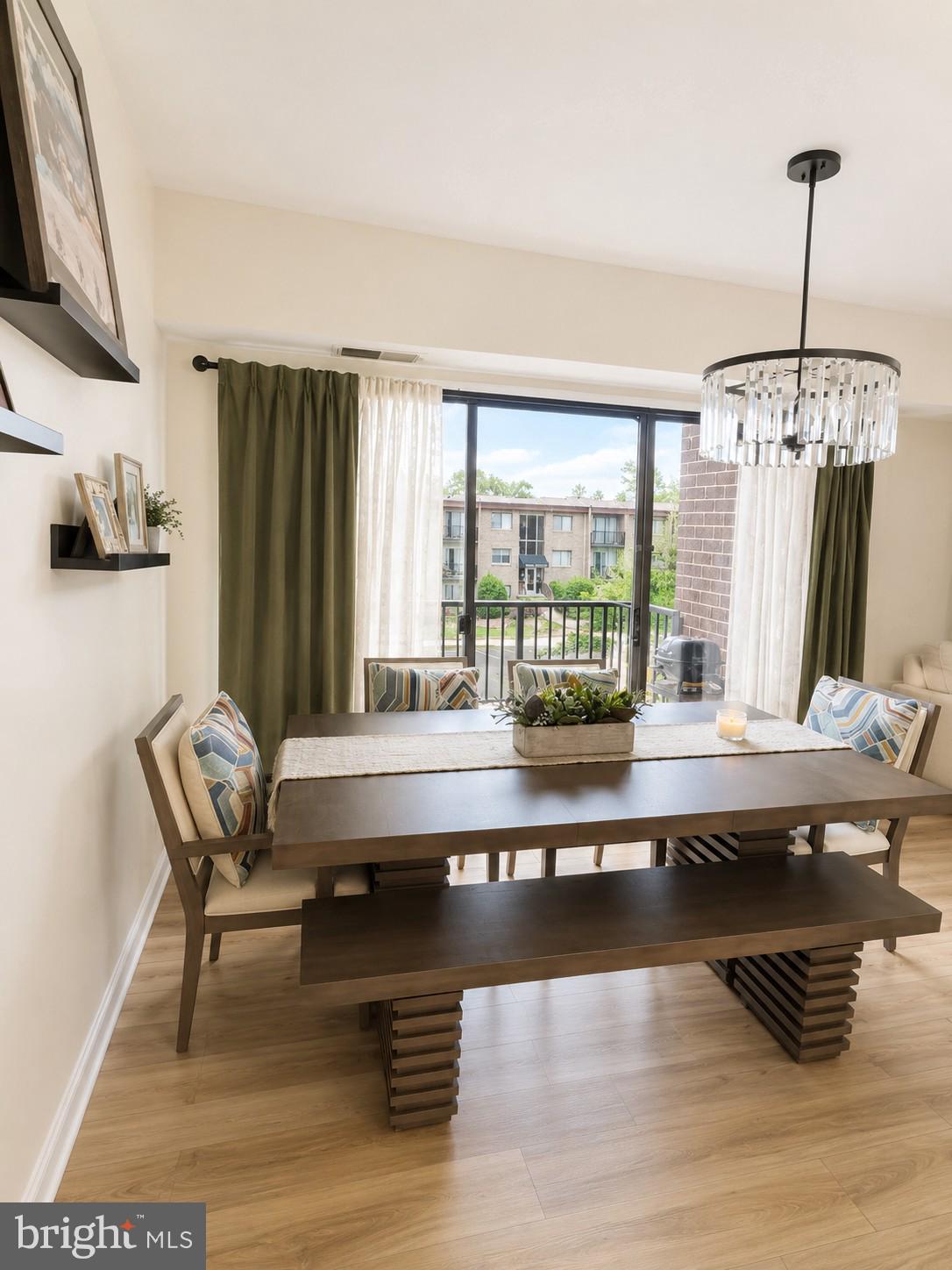 OCCOQUAN RIDGE CONDO - Residential