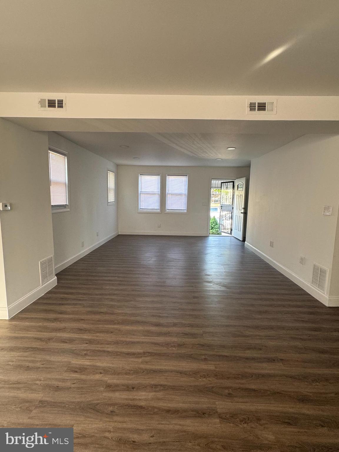 PHILADELPHIA (NORTHEAST) - Residential