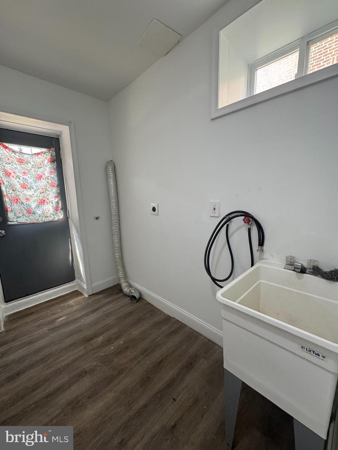 PHILADELPHIA (NORTHEAST) - Residential