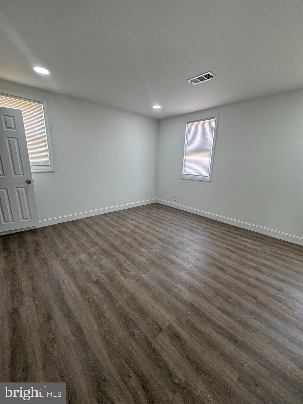 PHILADELPHIA (NORTHEAST) - Residential