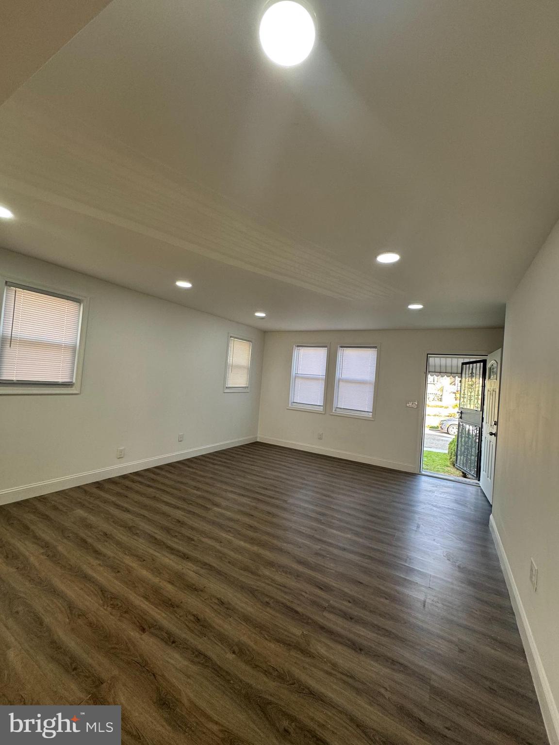 PHILADELPHIA (NORTHEAST) - Residential