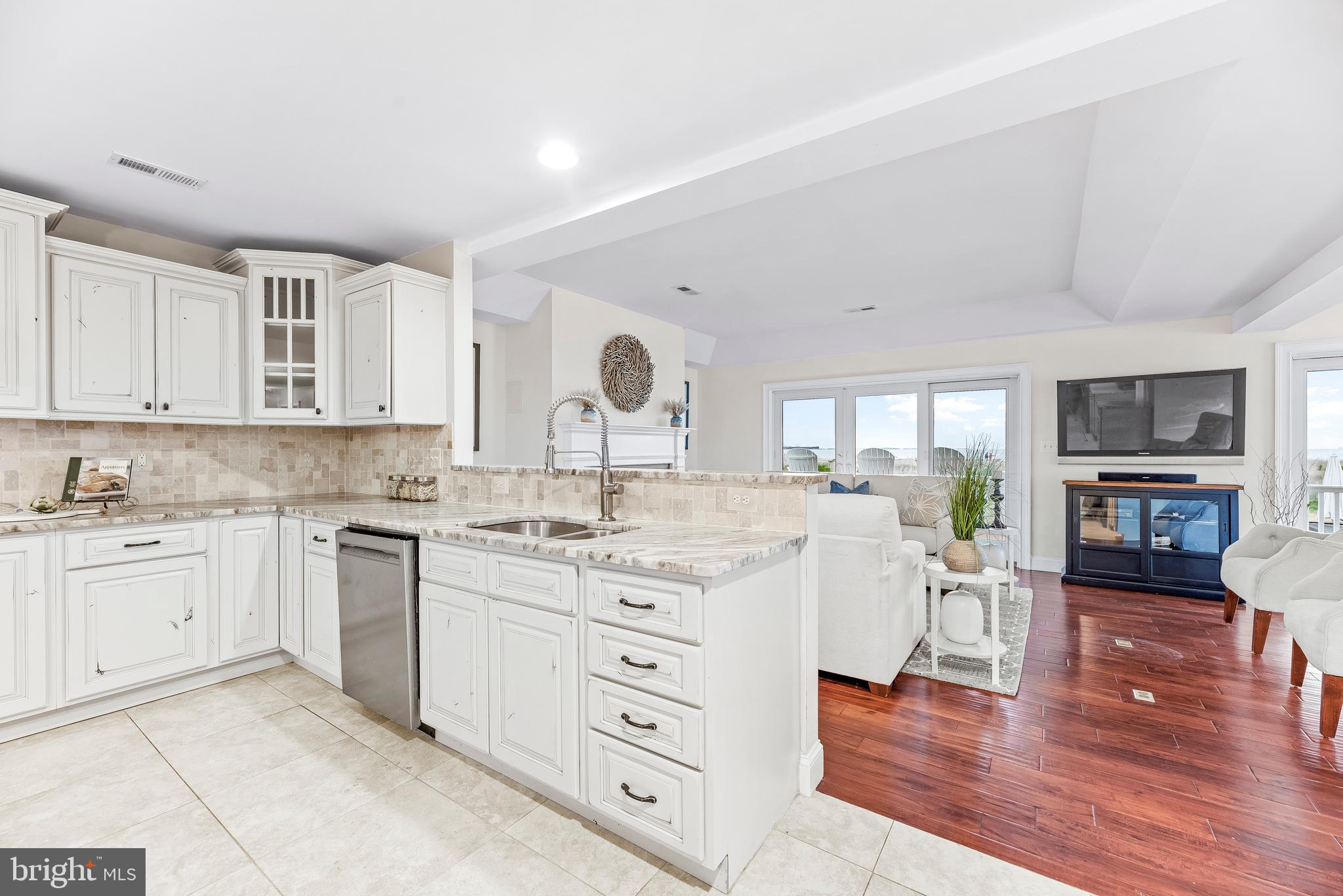 COVE POINT - Residential