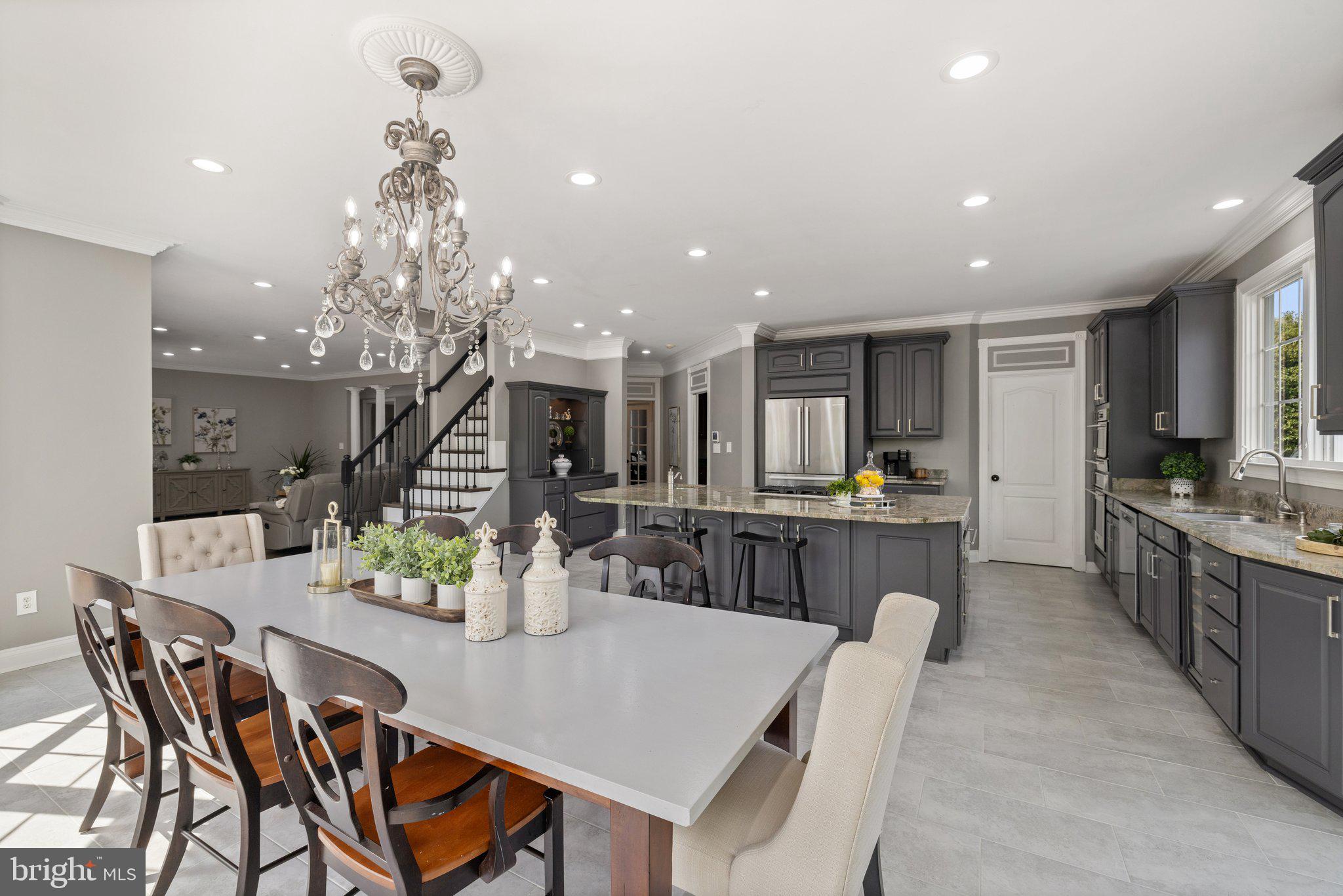 KENDALL KNOLLS - Residential