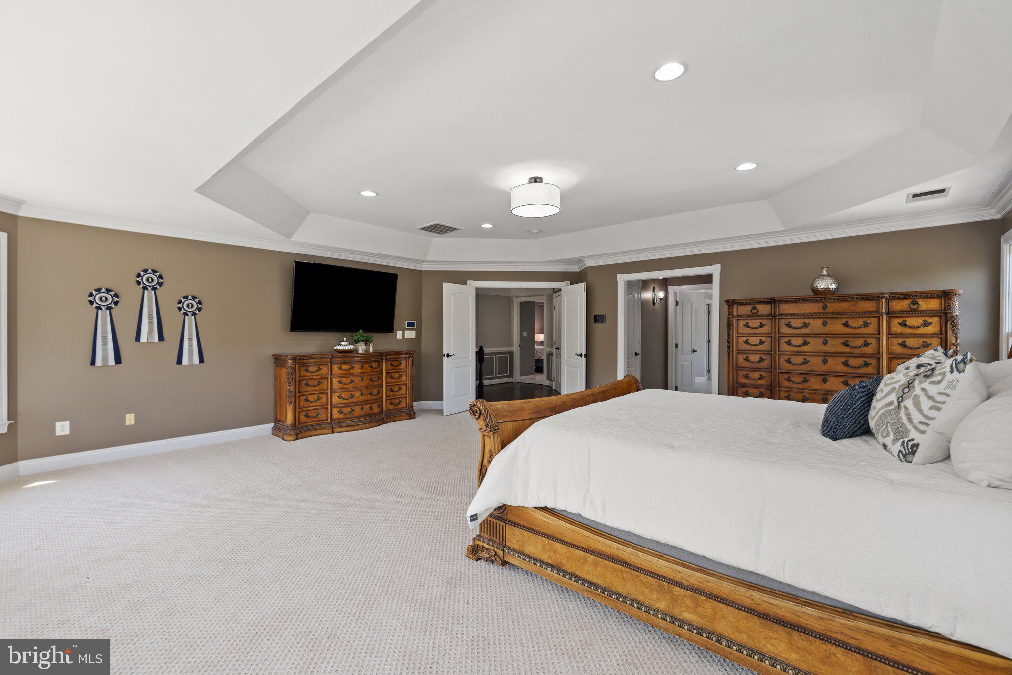 KENDALL KNOLLS - Residential