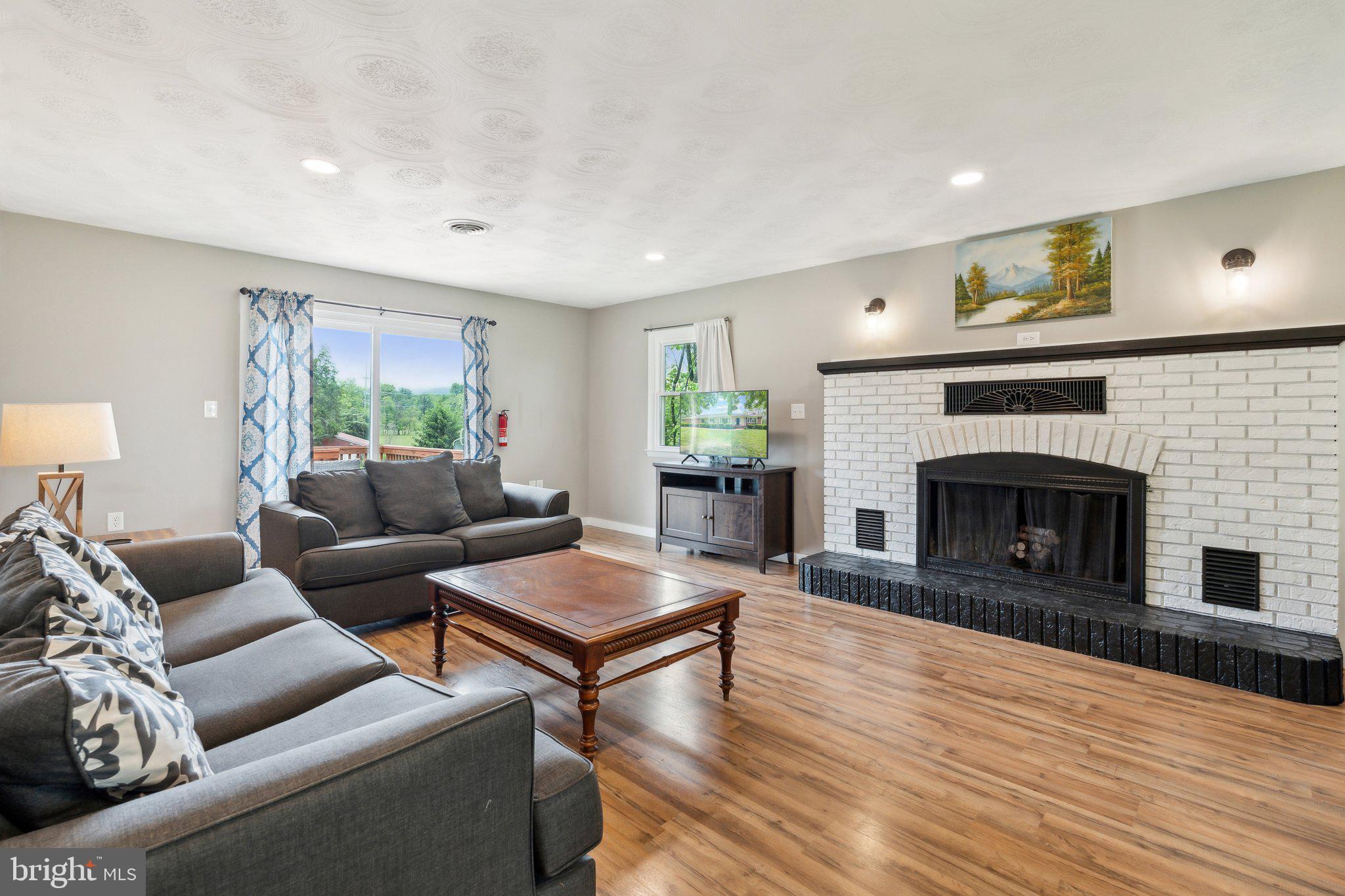 LURAY - Residential