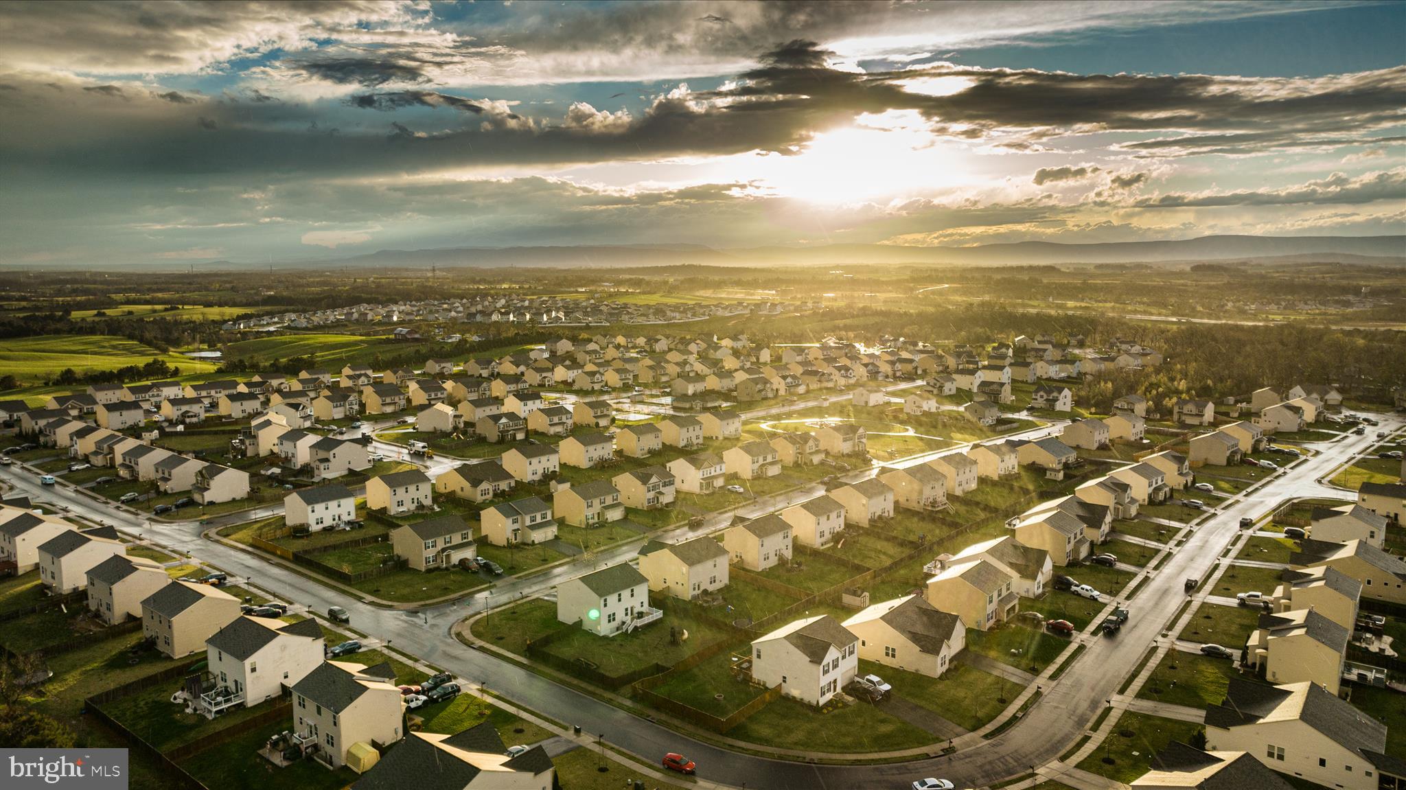 MEADOWS EDGE - Residential