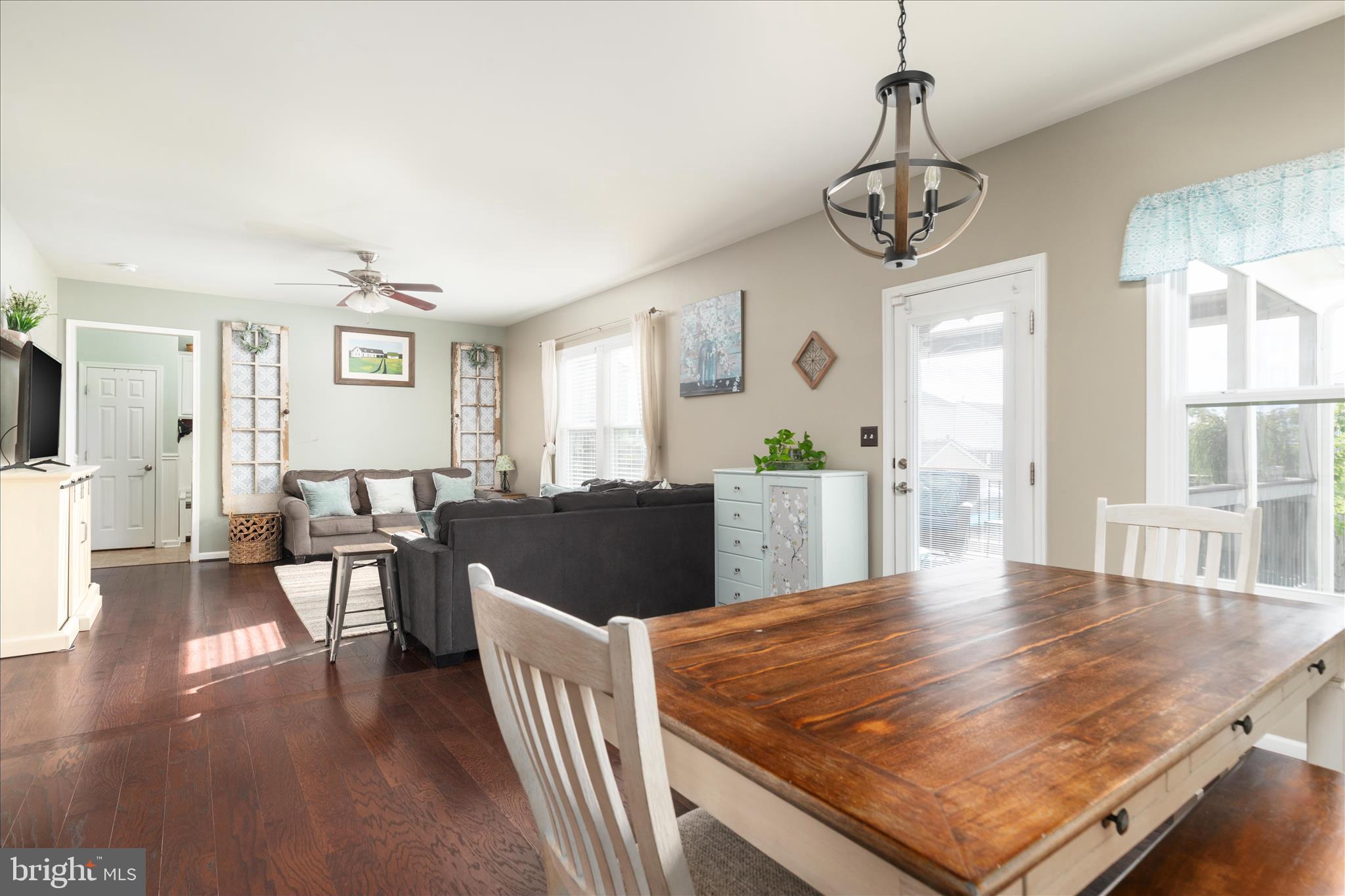 MEADOWS EDGE - Residential