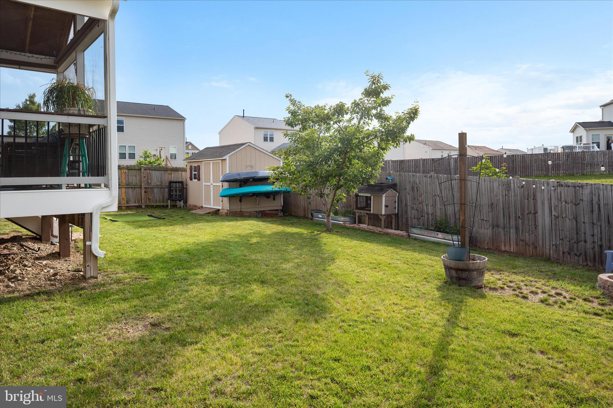 MEADOWS EDGE - Residential