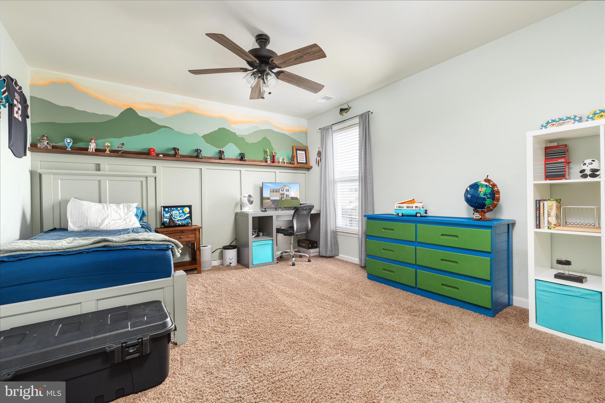 MEADOWS EDGE - Residential