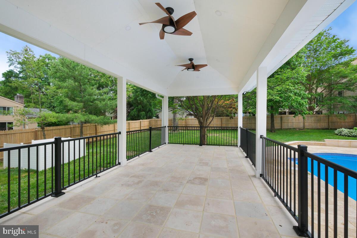 POTOMAC VILLAGE - Residential
