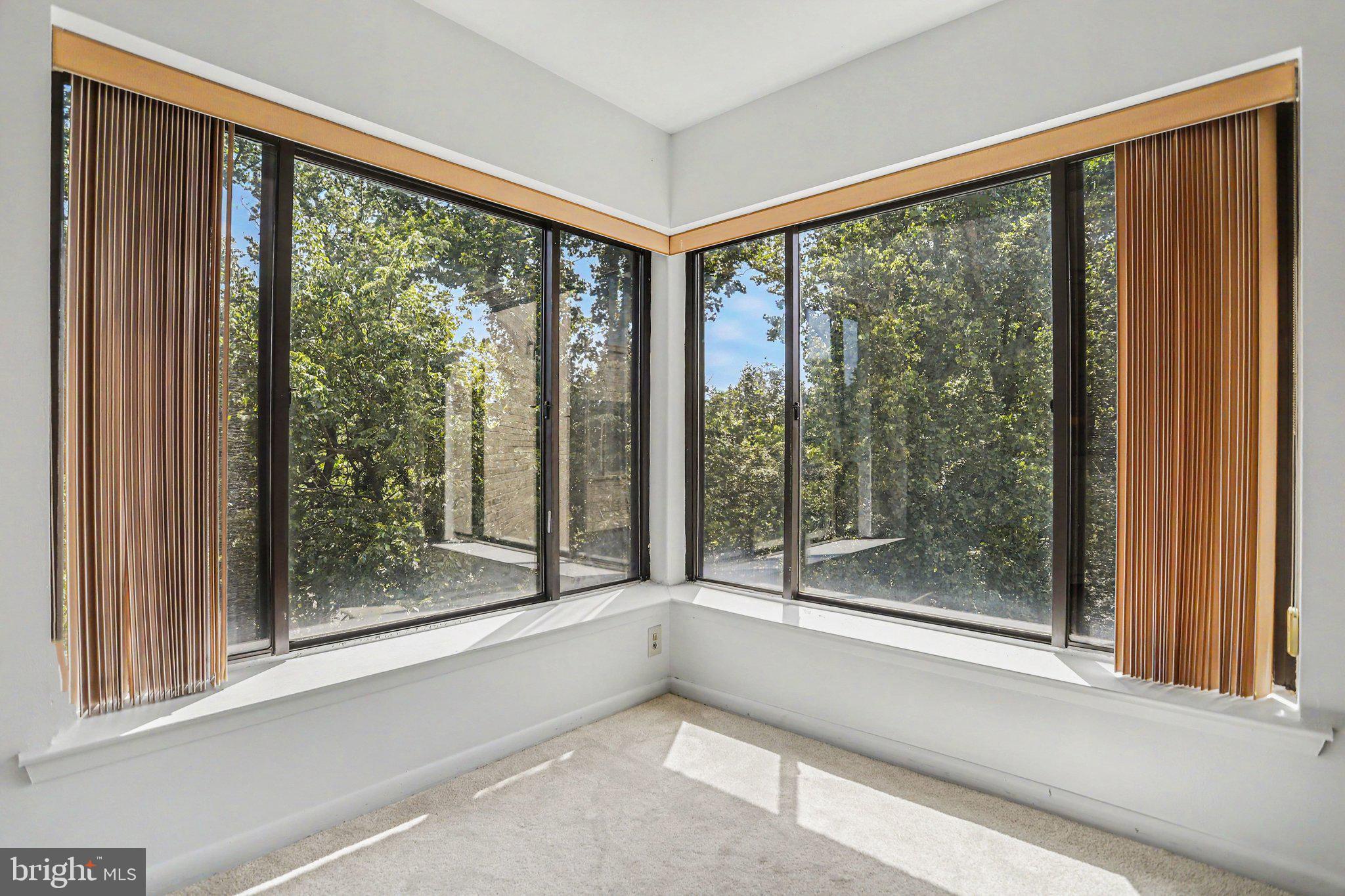 THE TOWERS - Residential