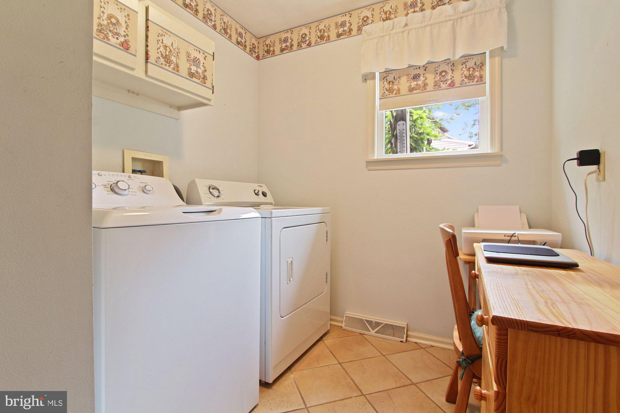 INDIAN SPRINGS - Residential
