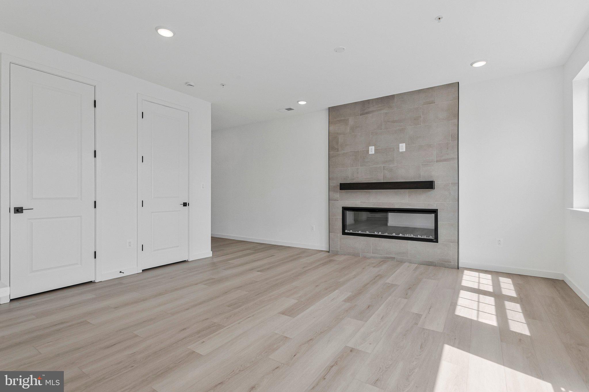 ENCLAVE AT ARUNDEL HILLS - Residential