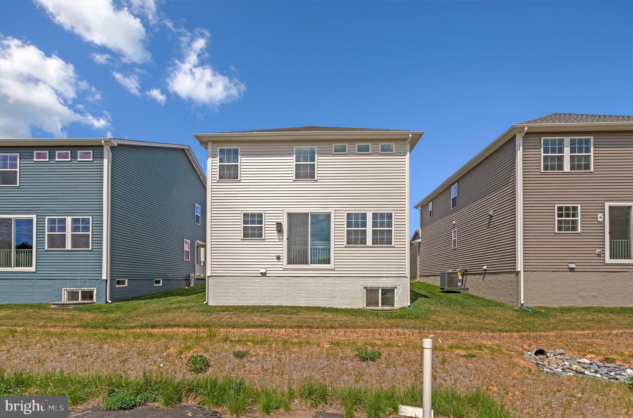 ENCLAVE AT ARUNDEL HILLS - Residential