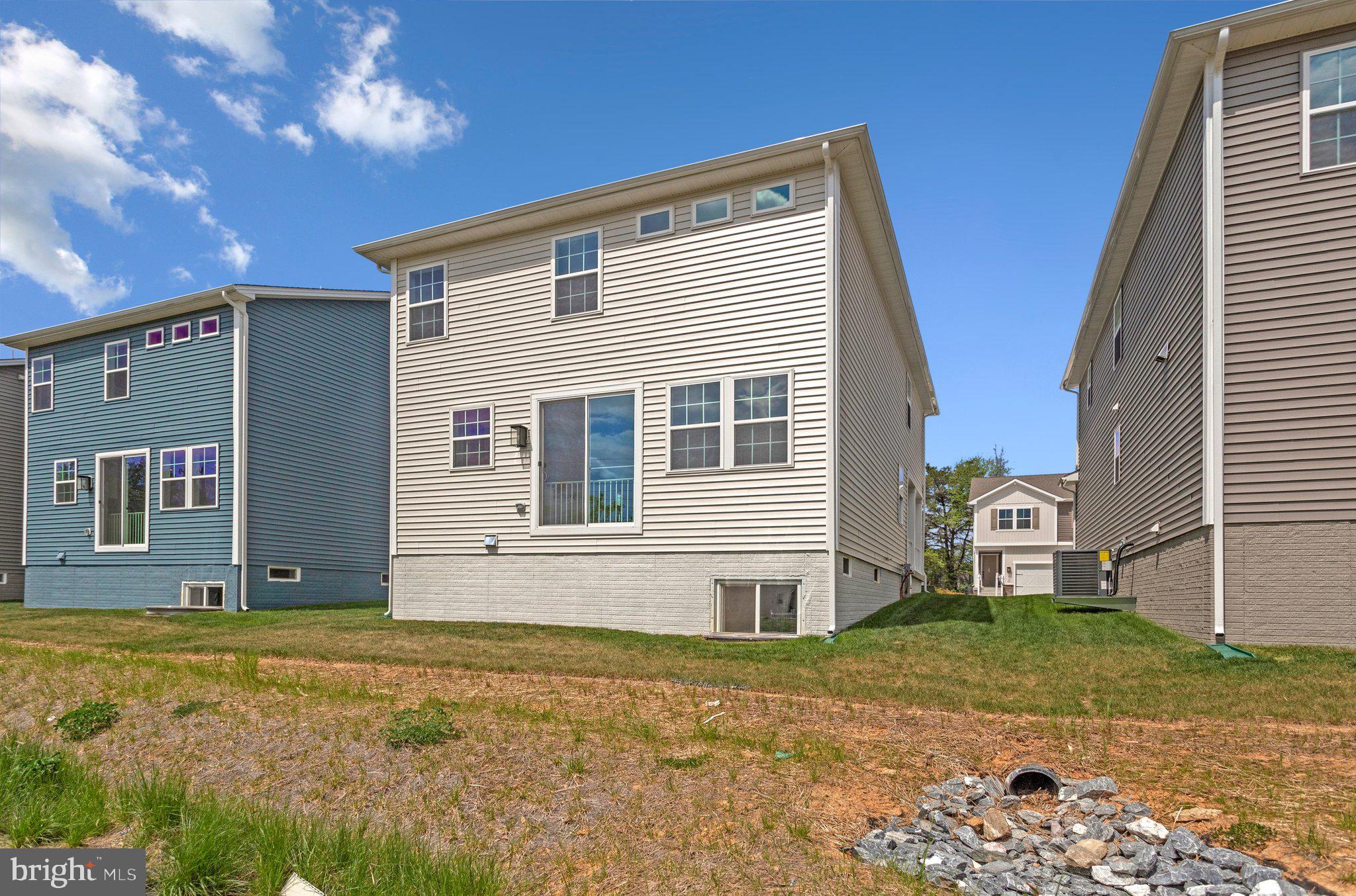 ENCLAVE AT ARUNDEL HILLS - Residential