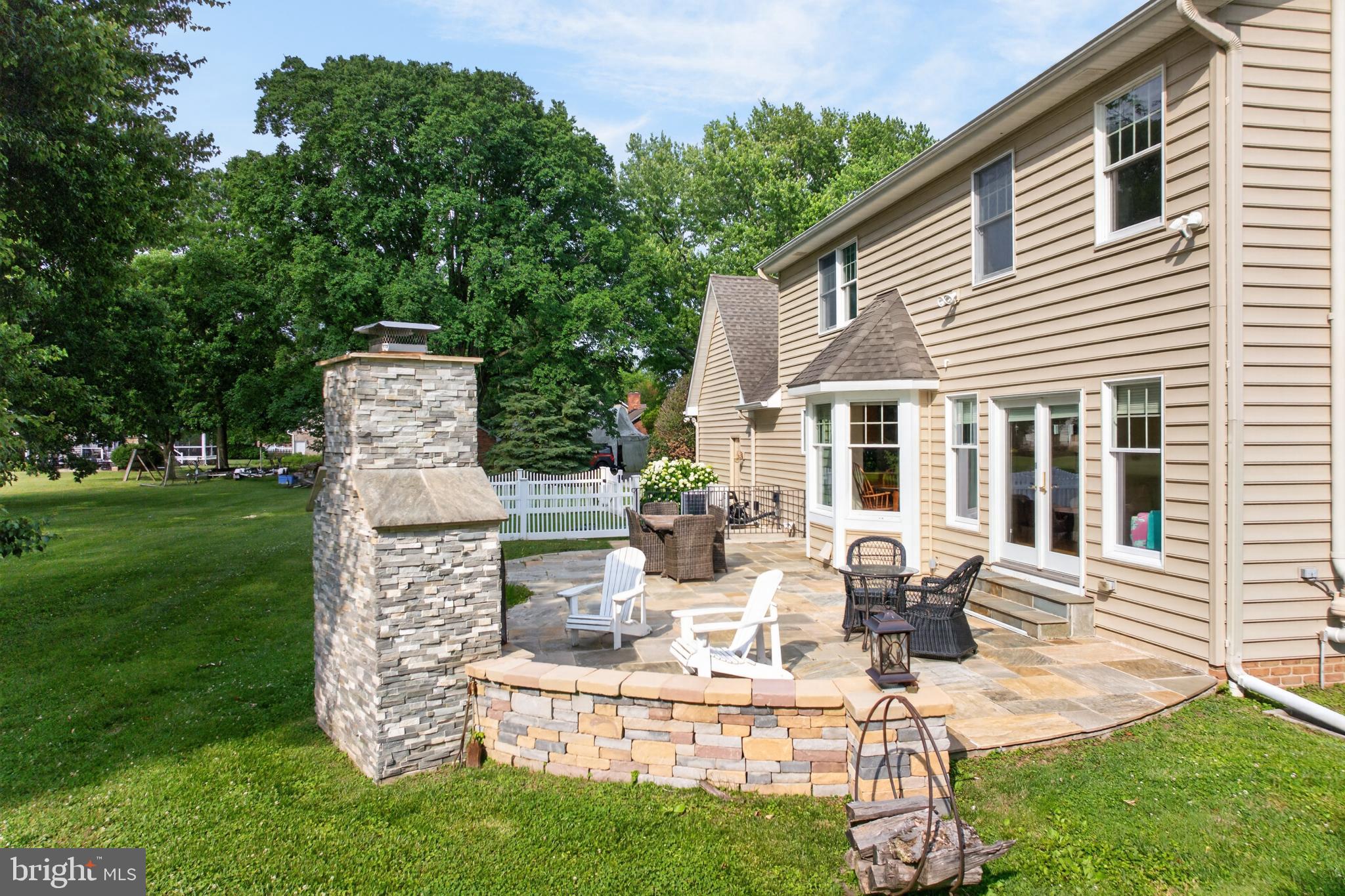 WHITEHALL BEACH - Residential