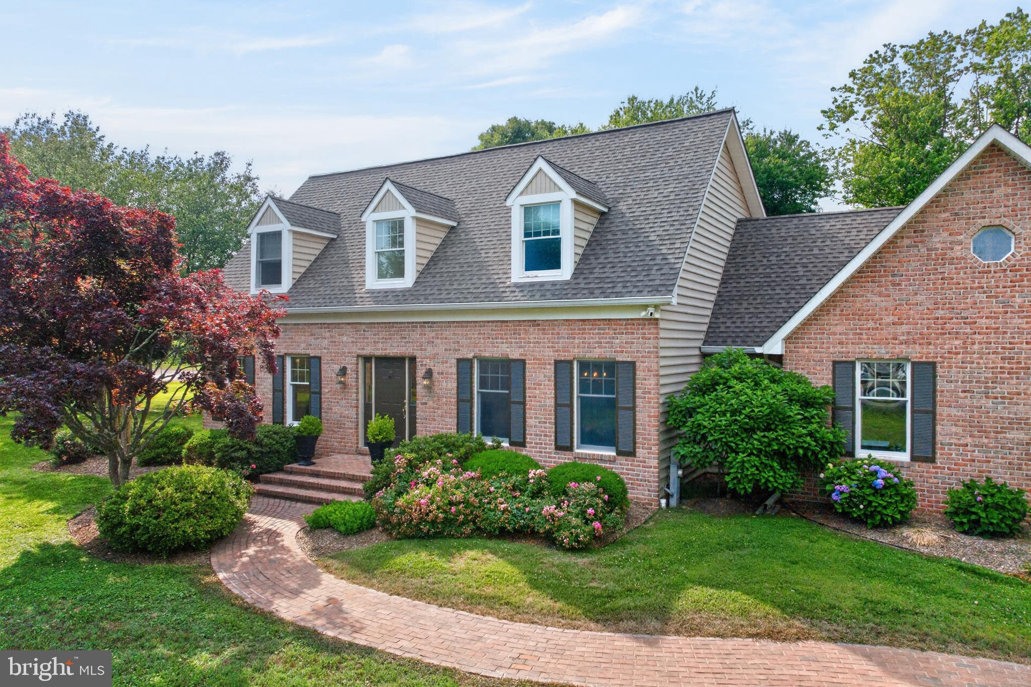 WHITEHALL BEACH - Residential