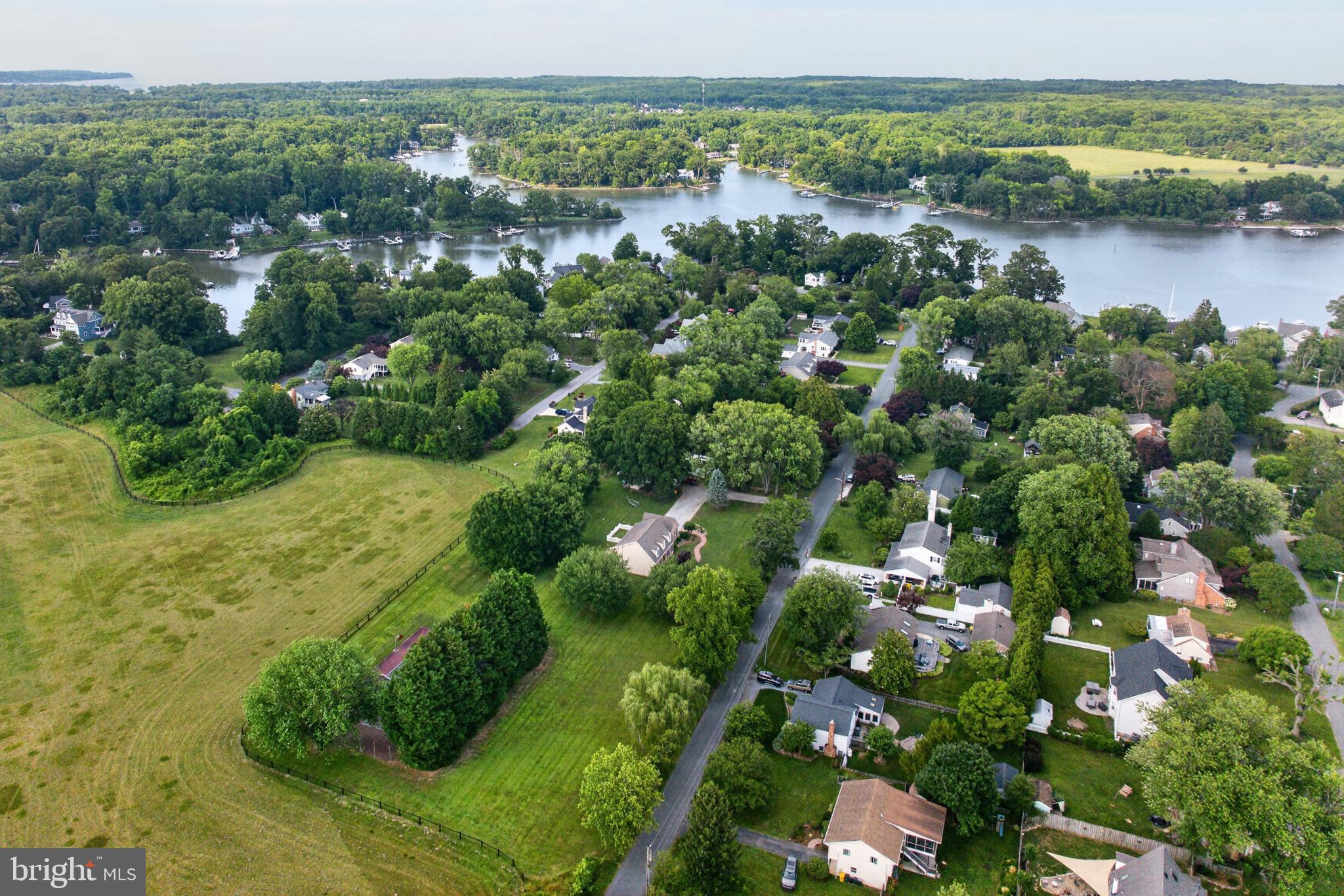 WHITEHALL BEACH - Residential