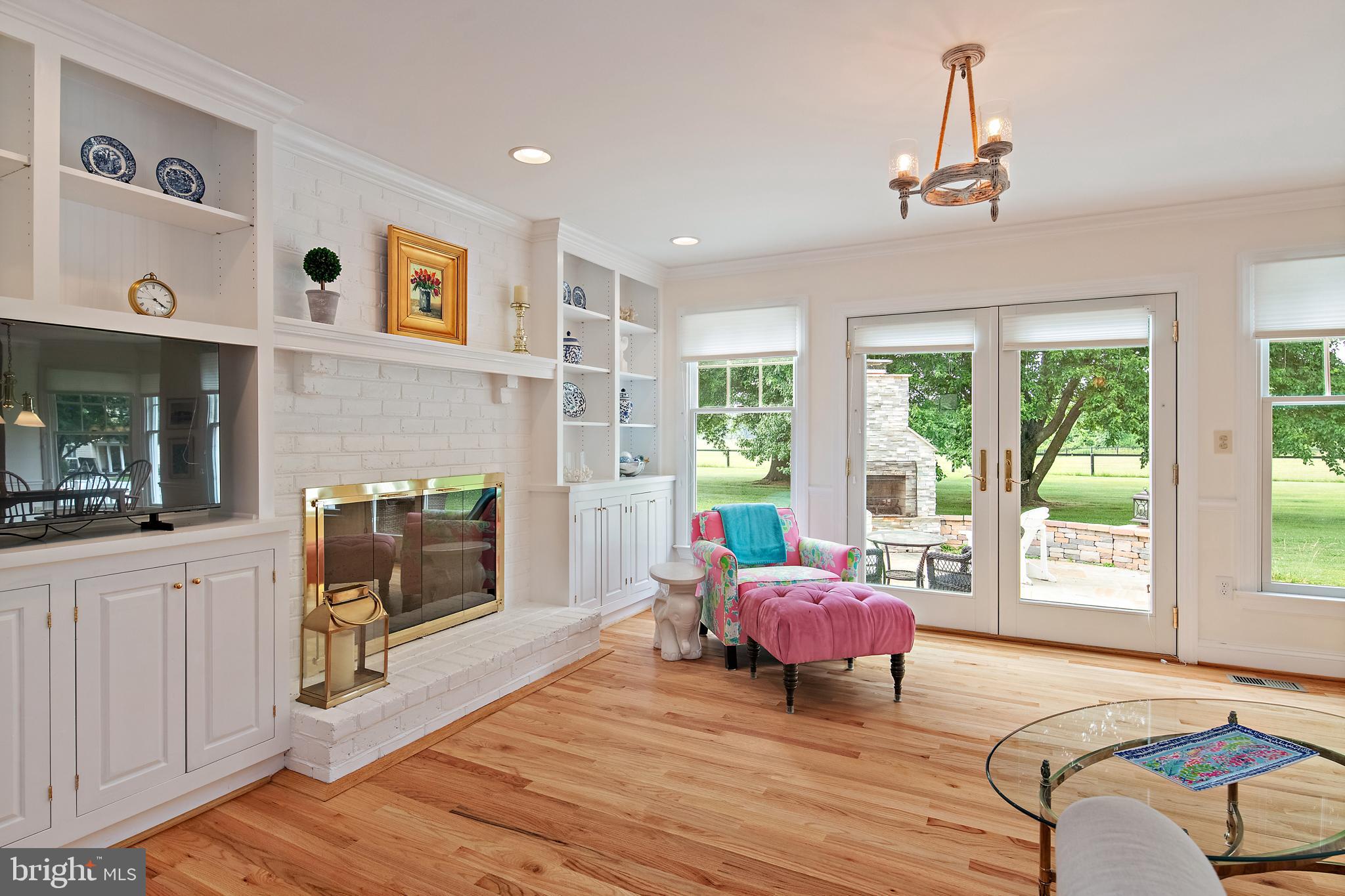 WHITEHALL BEACH - Residential