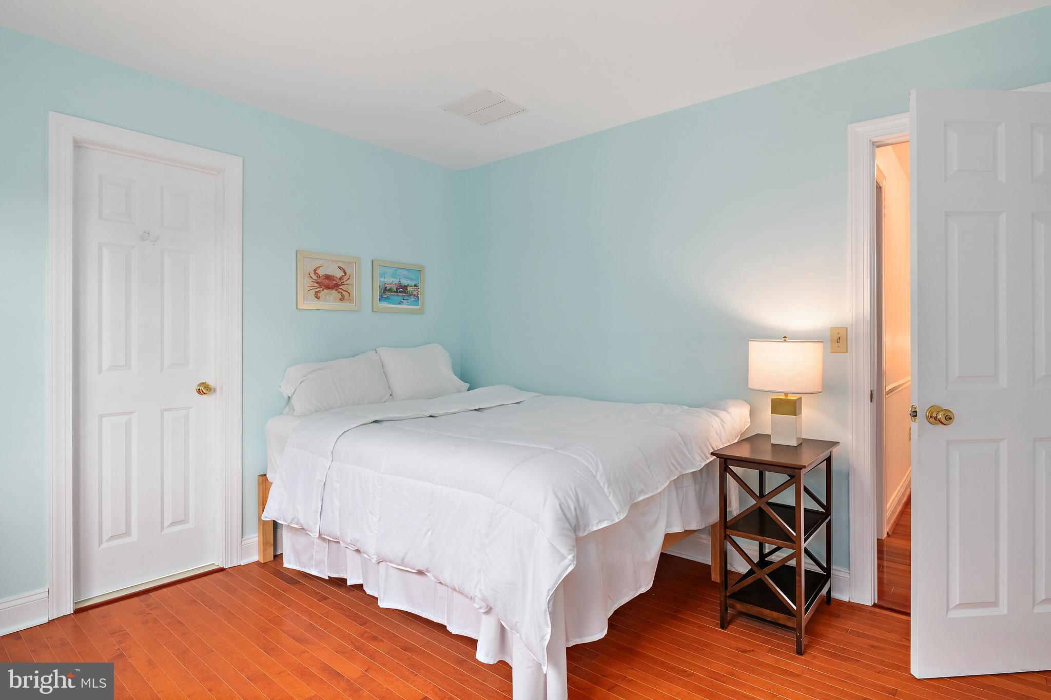 WHITEHALL BEACH - Residential