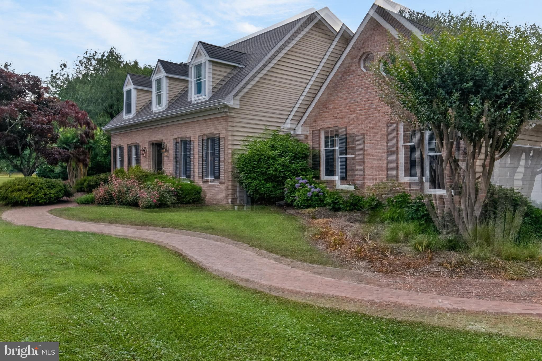 WHITEHALL BEACH - Residential
