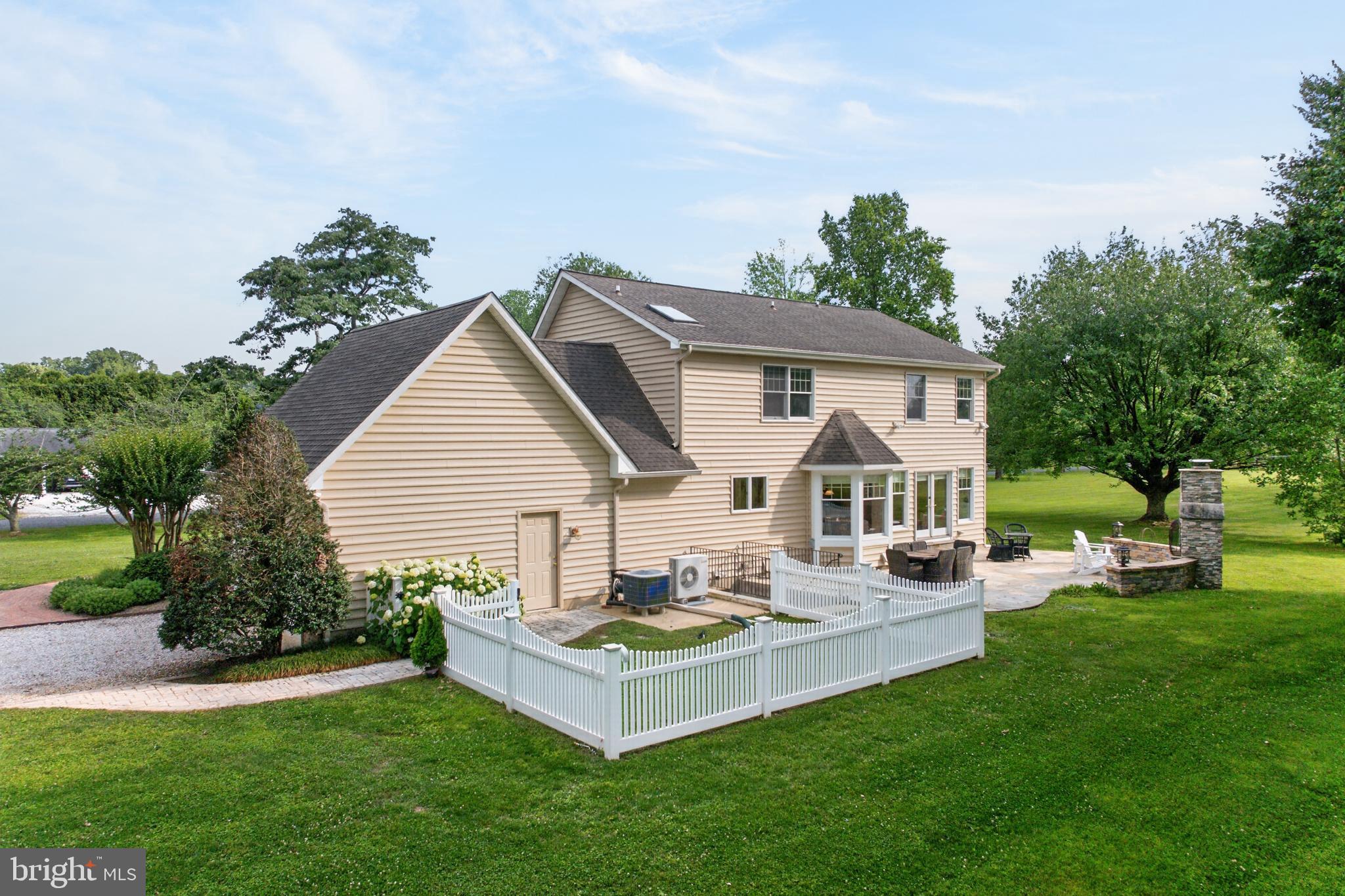WHITEHALL BEACH - Residential