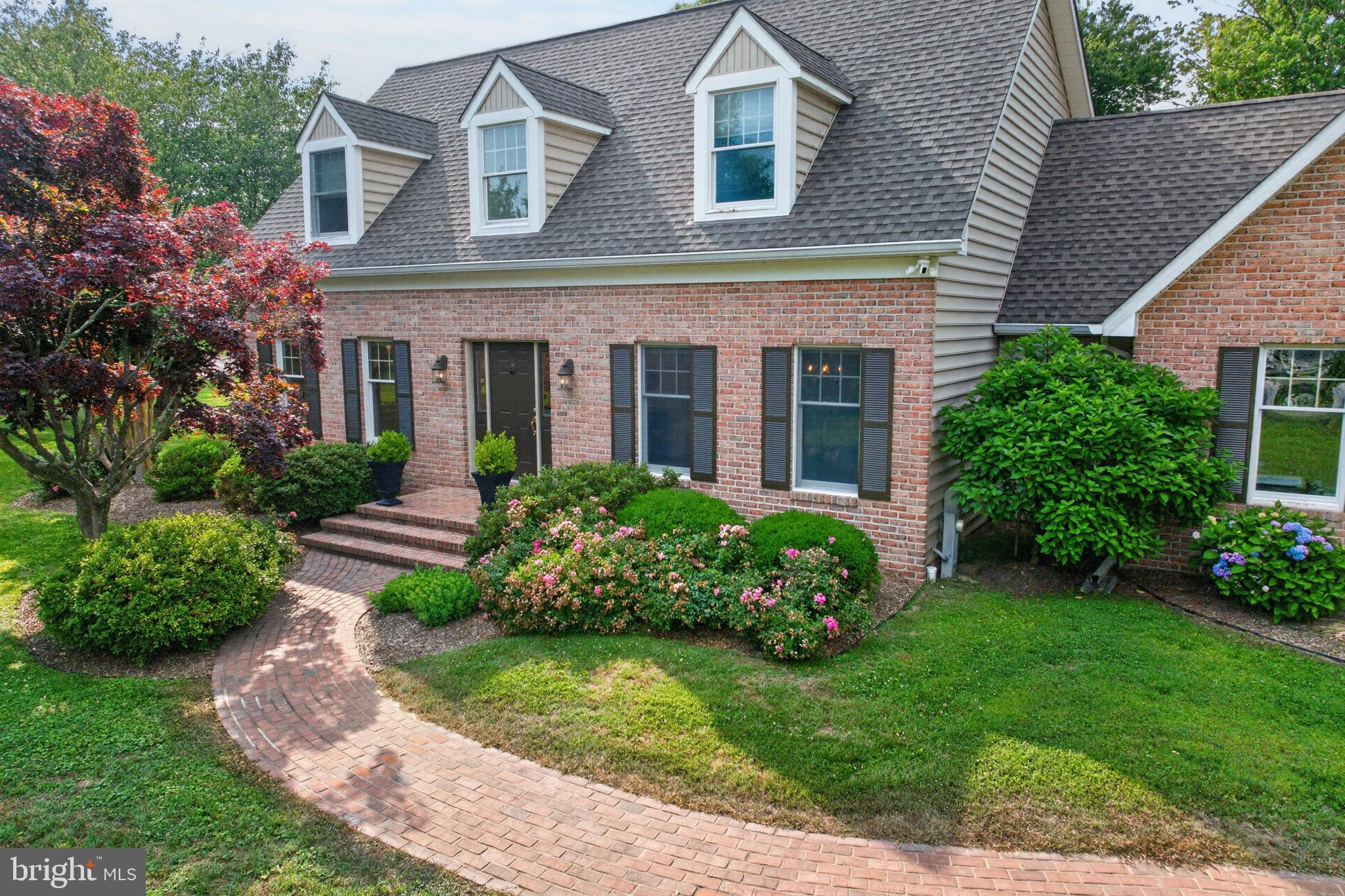 WHITEHALL BEACH - Residential