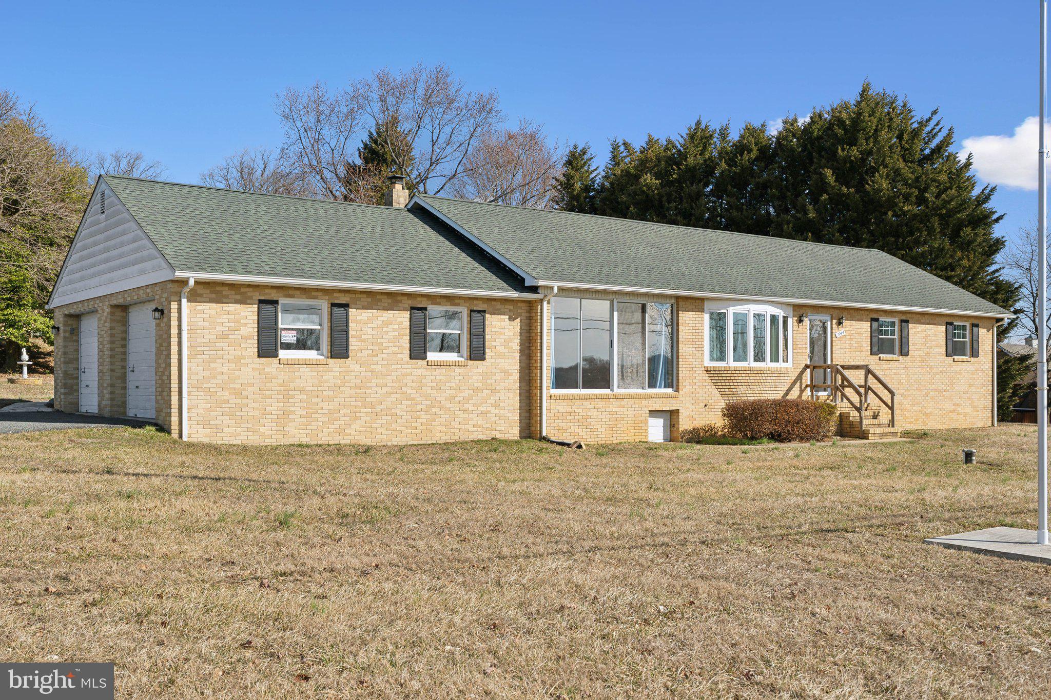 CHAPEL HILLS - Residential
