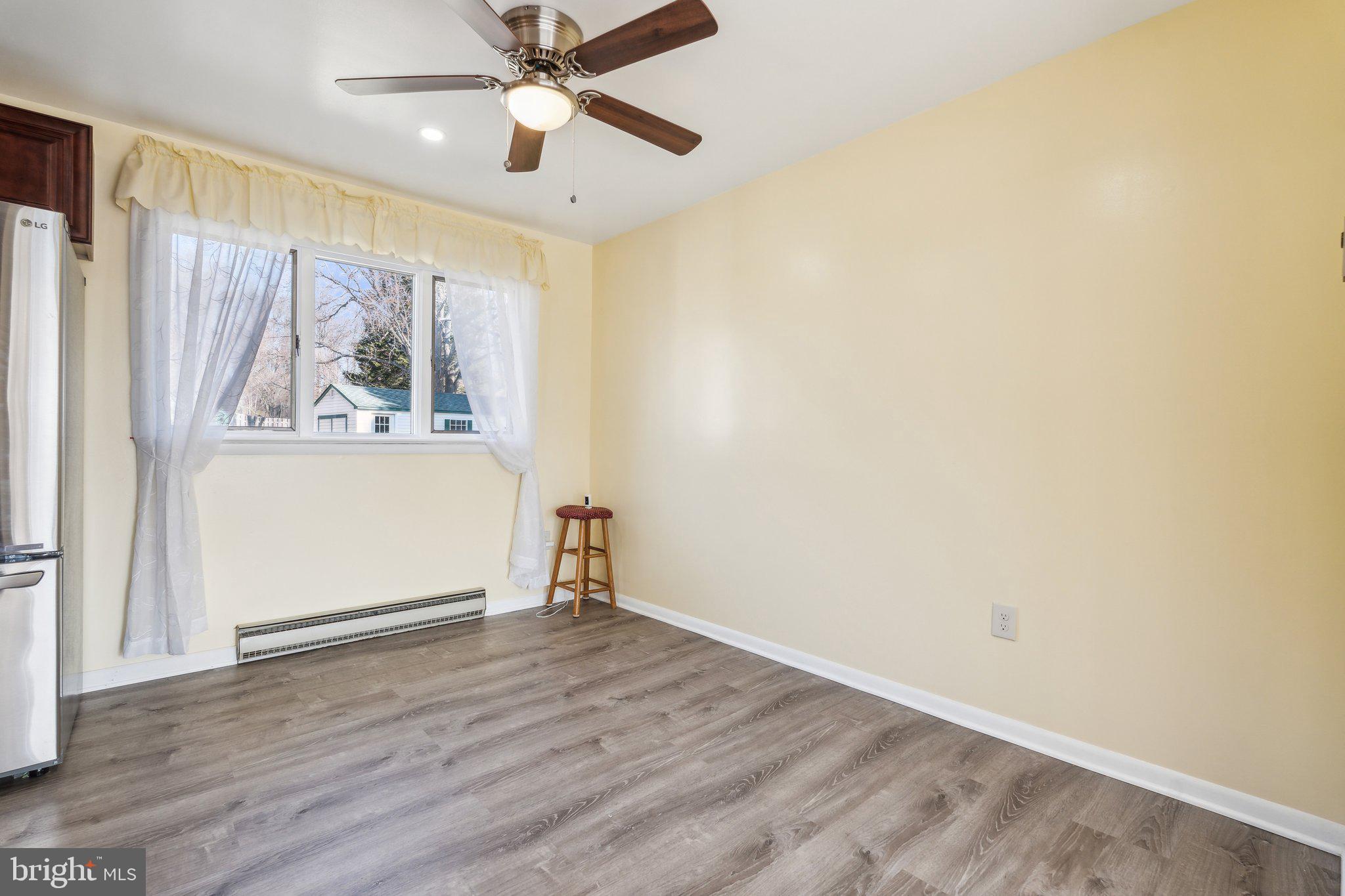 CHAPEL HILLS - Residential