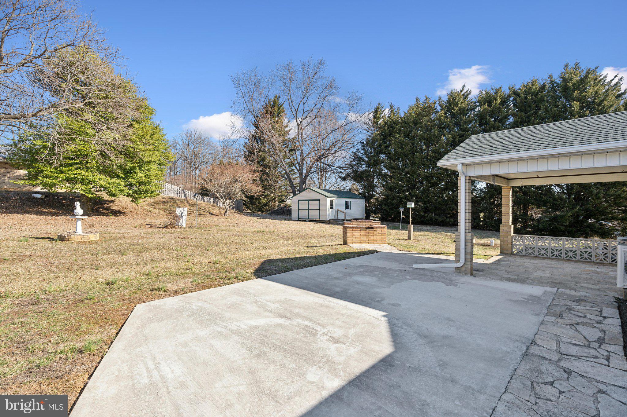 CHAPEL HILLS - Residential