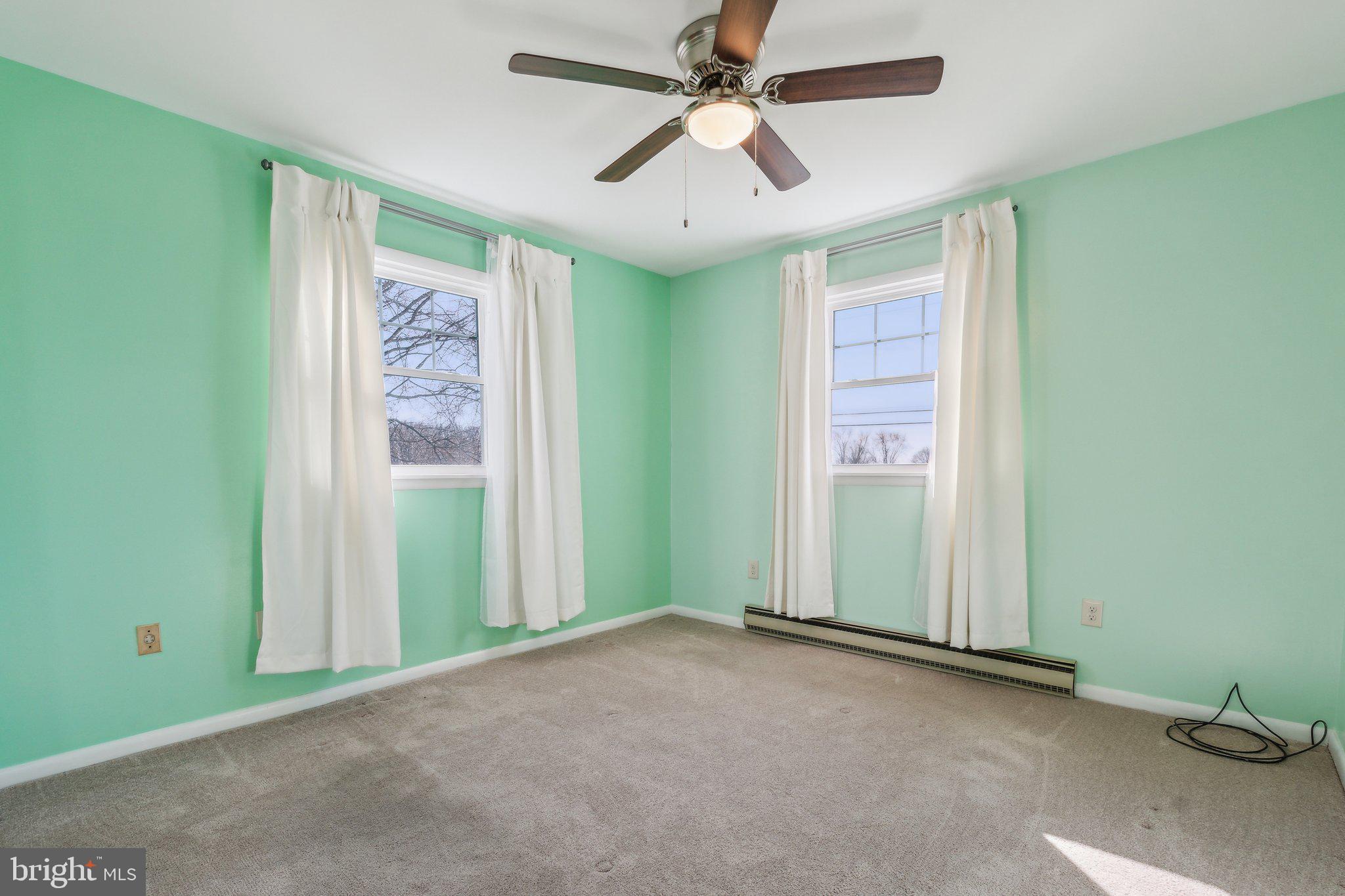 CHAPEL HILLS - Residential