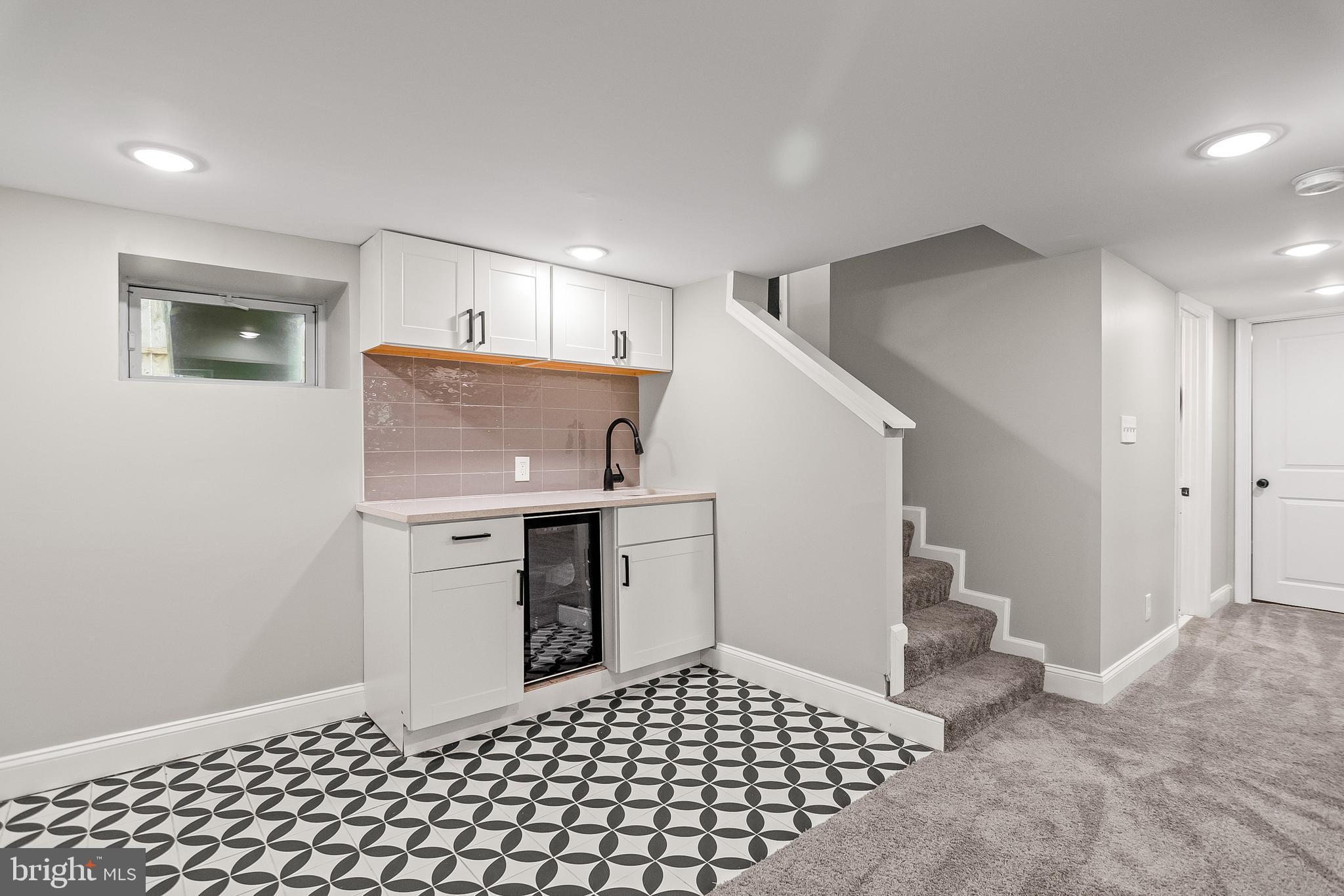 MOUNT WASHINGTON - Residential
