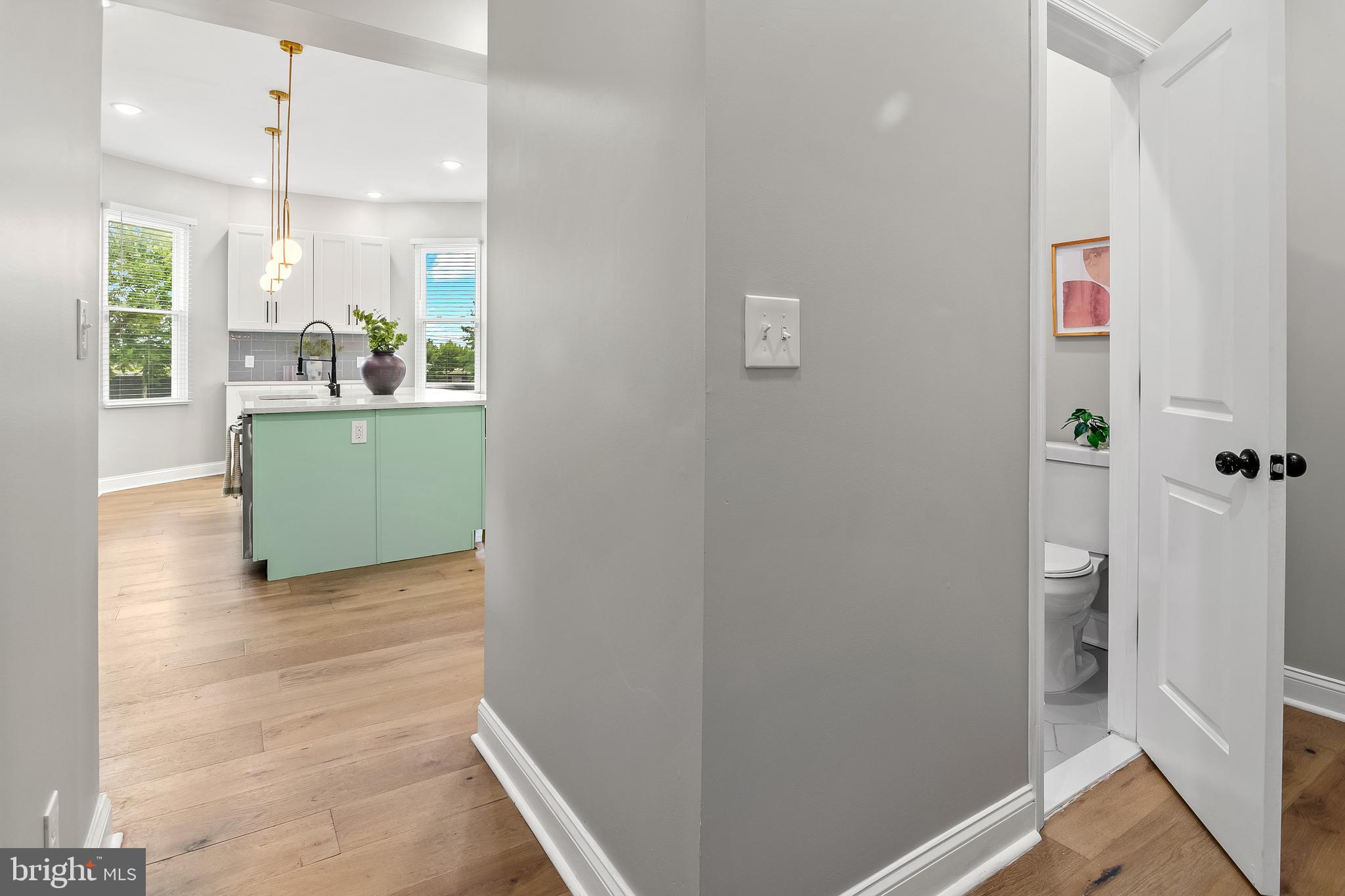 MOUNT WASHINGTON - Residential