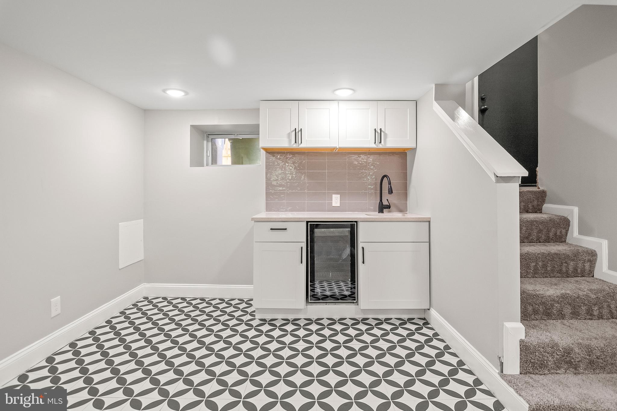 MOUNT WASHINGTON - Residential