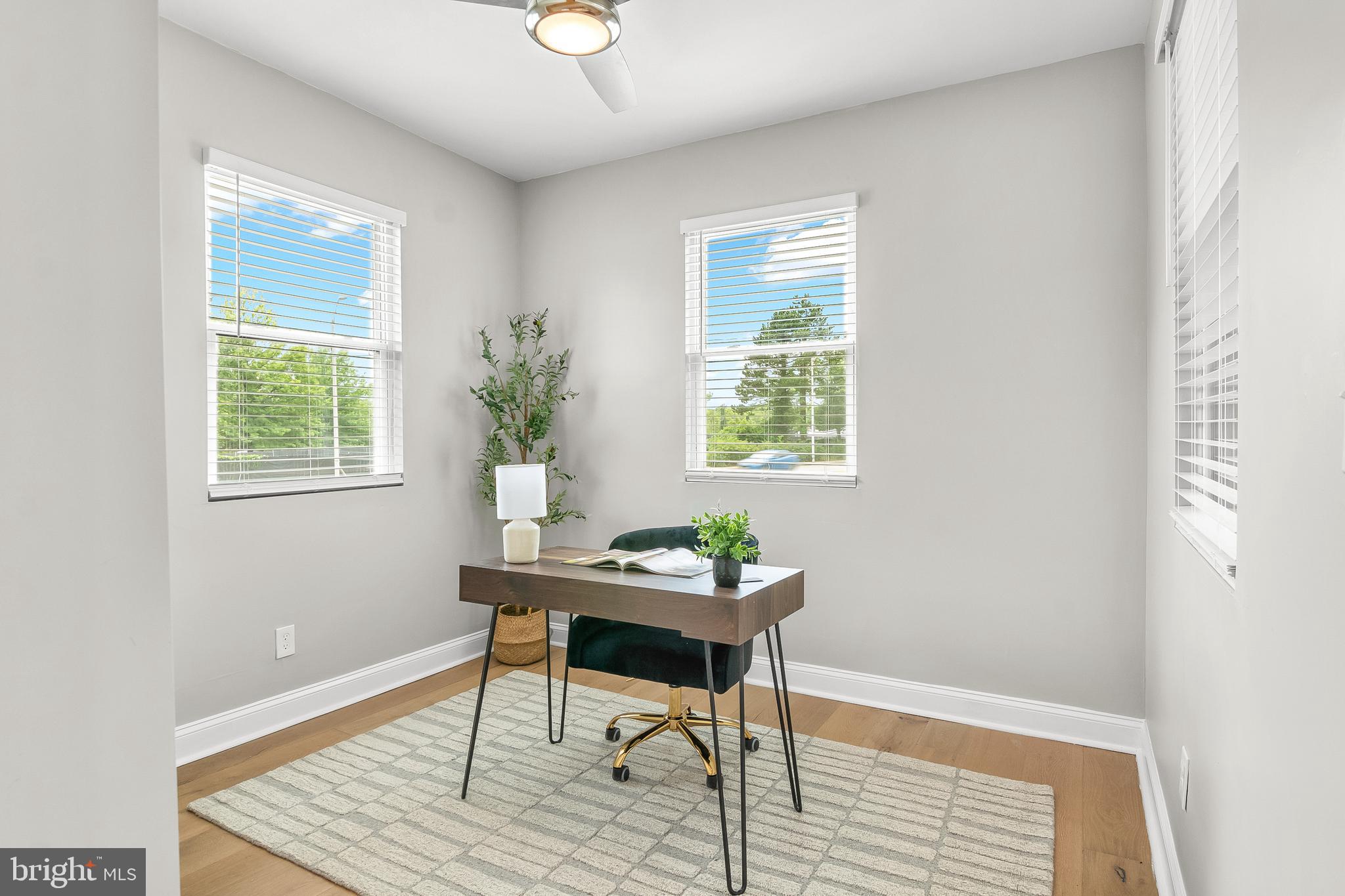 MOUNT WASHINGTON - Residential